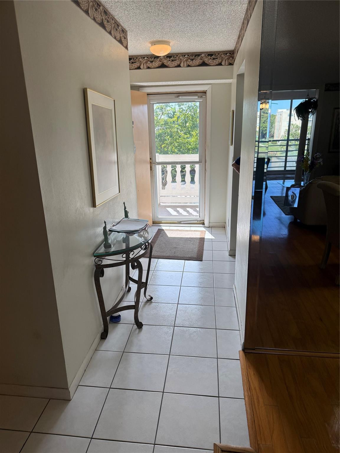 MEADOWBROOK LAKES CONDO - Residential