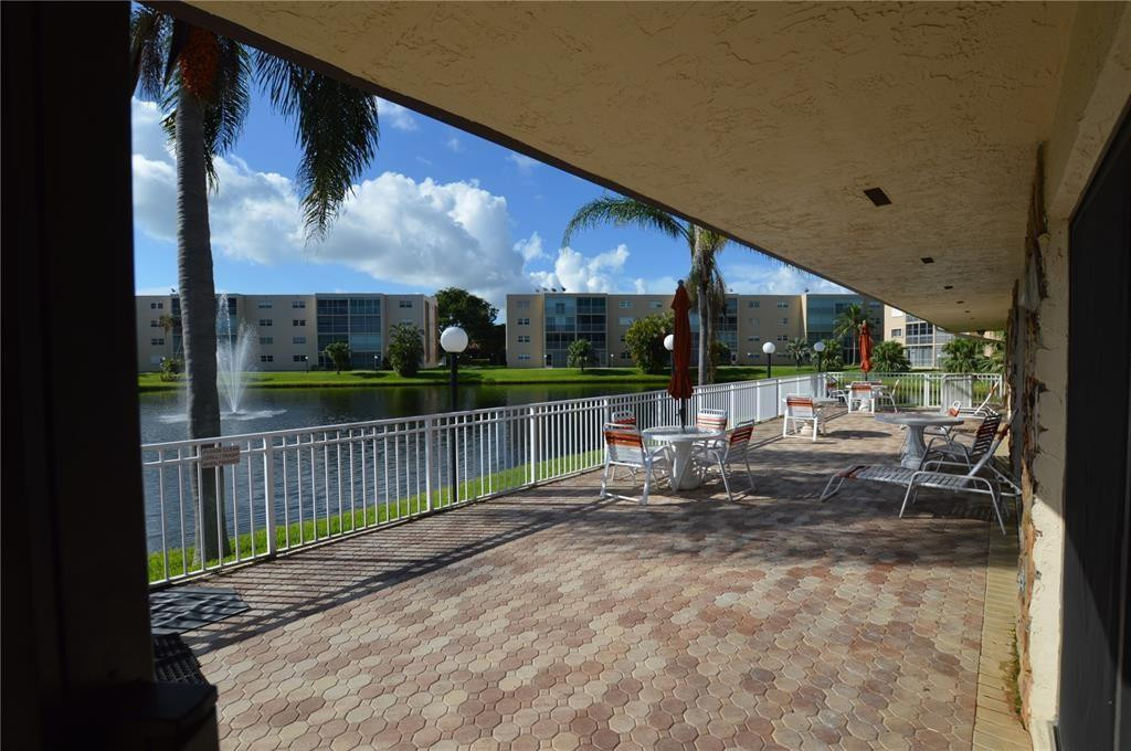 MEADOWBROOK LAKES CONDO - Residential