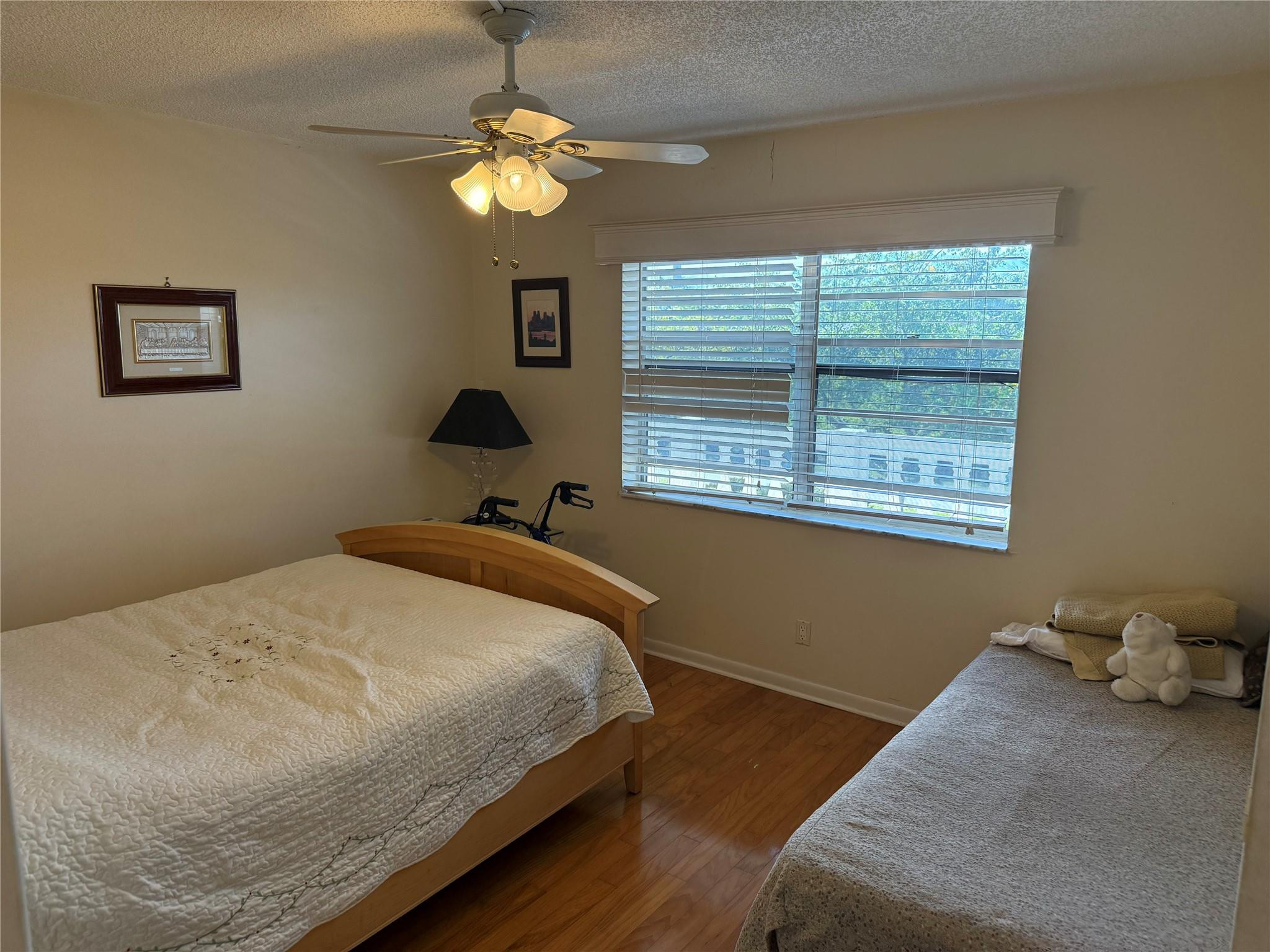 MEADOWBROOK LAKES CONDO - Residential
