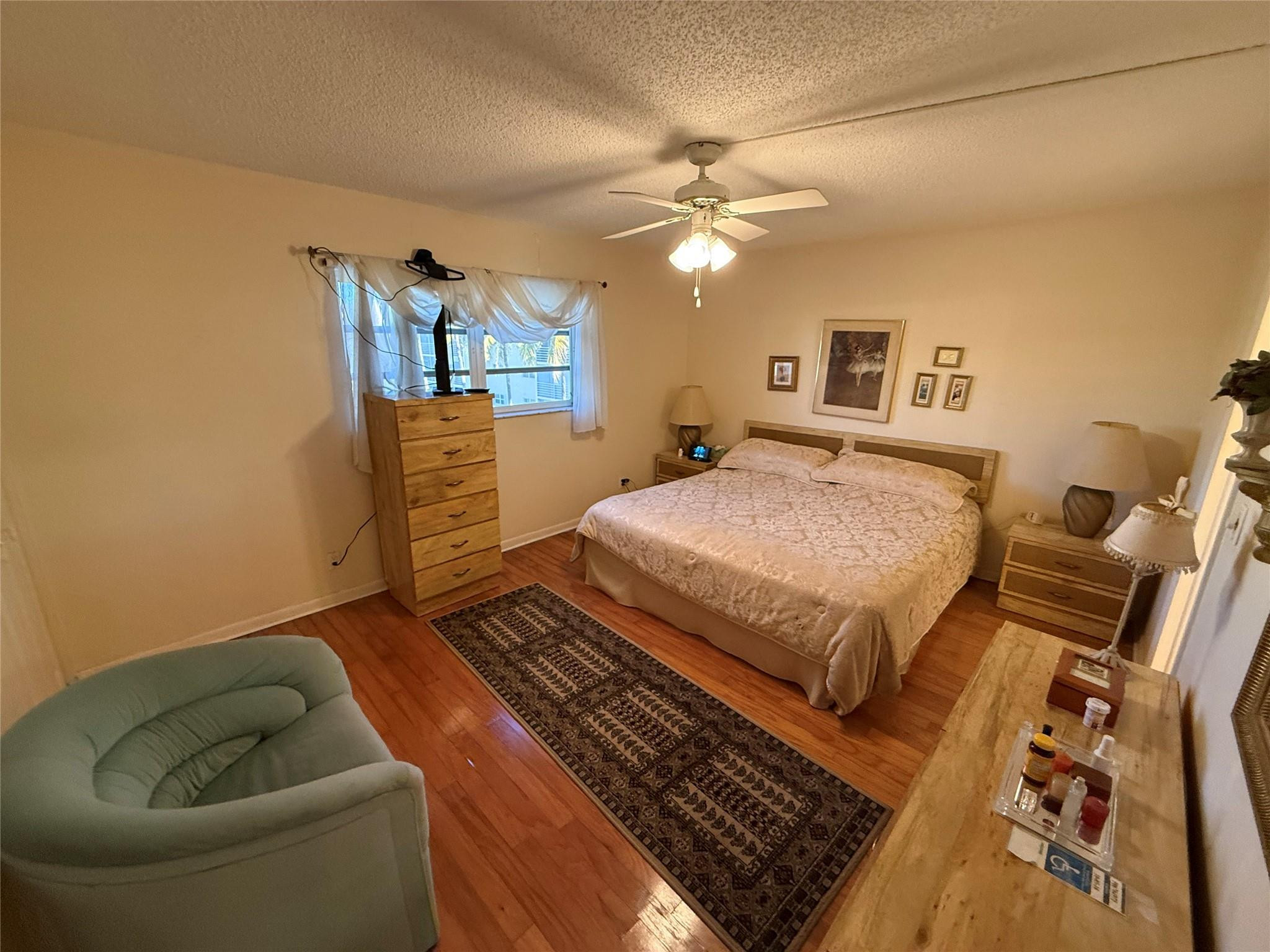 MEADOWBROOK LAKES CONDO - Residential