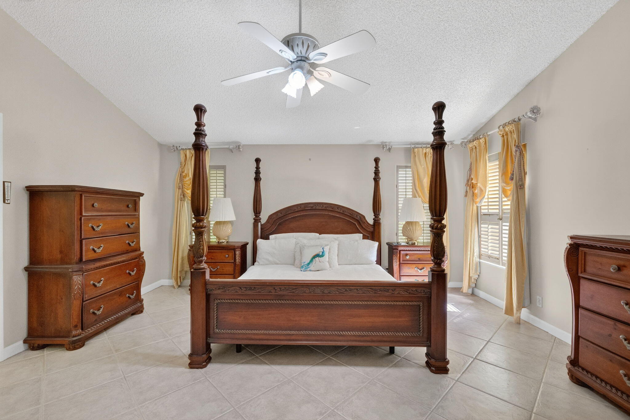 Bristol Lakes - Residential