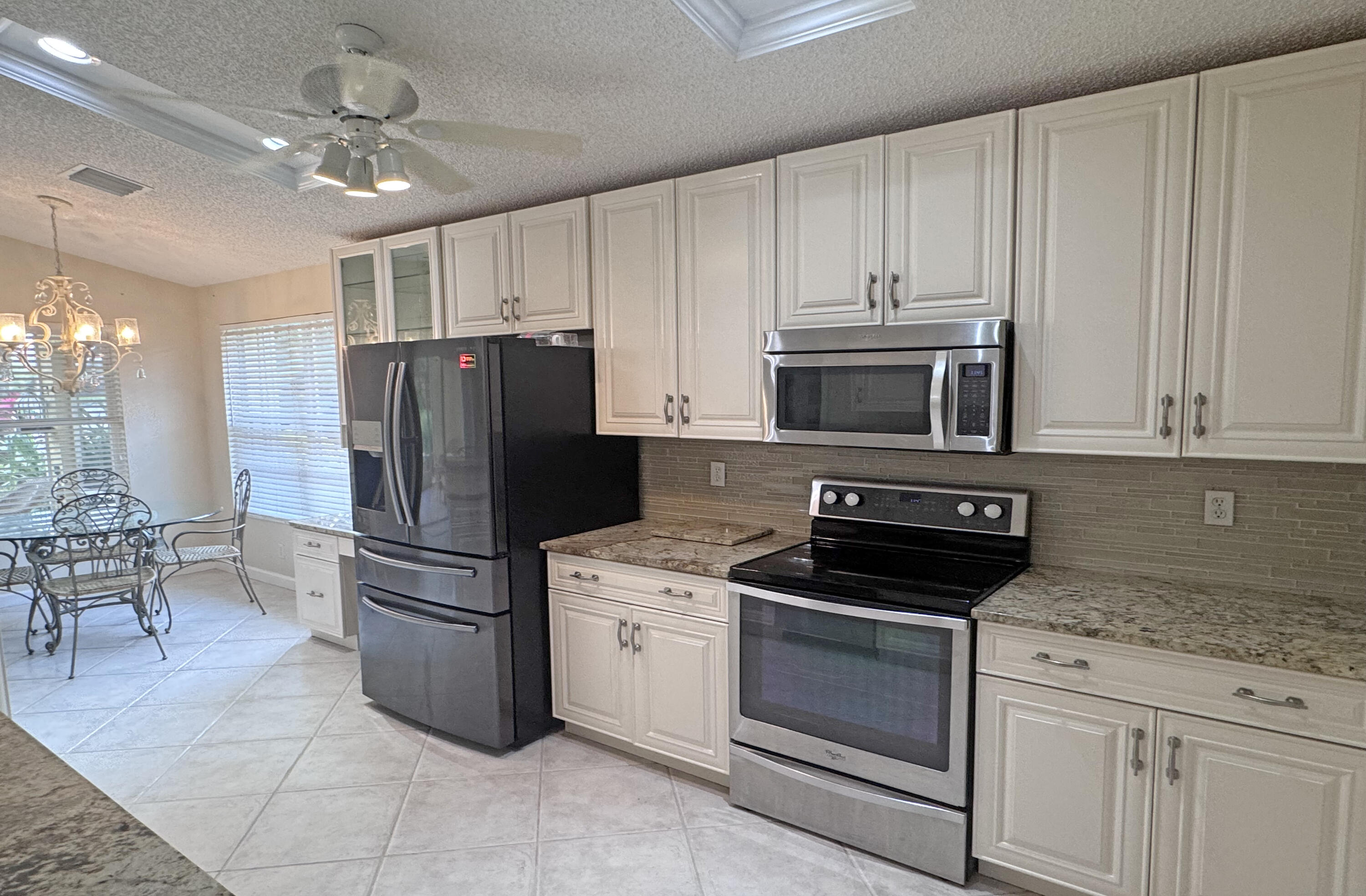 Bristol Lakes - Residential