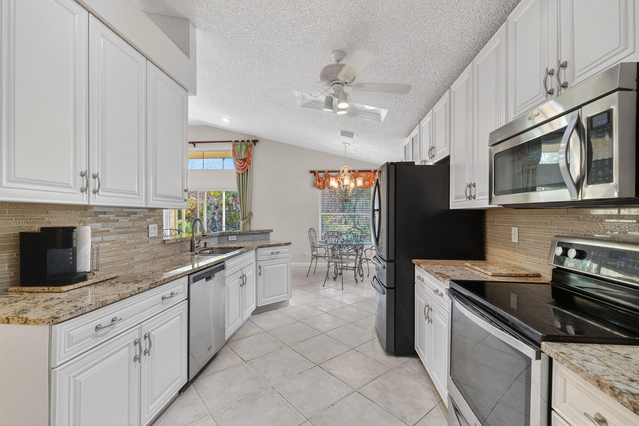 Bristol Lakes - Residential