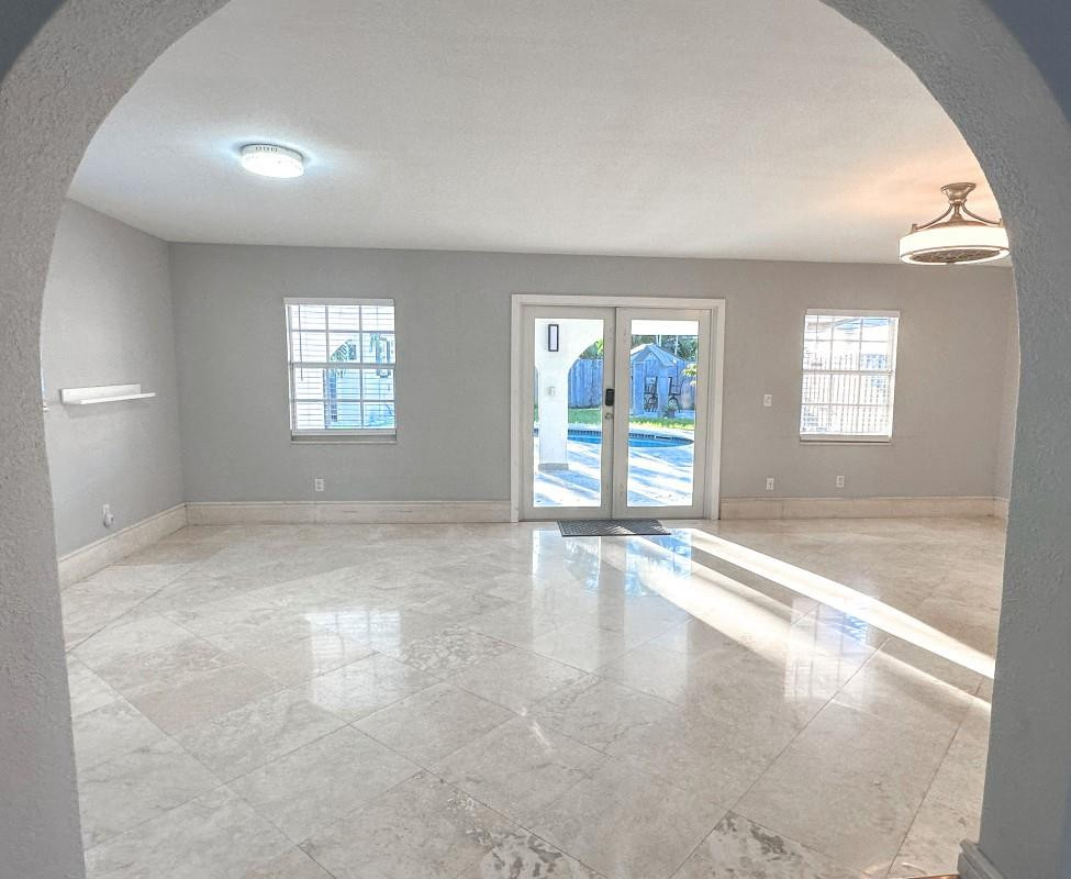 Edgewater Manor 2 50-10 B - Residential