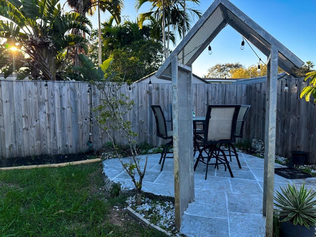 Edgewater Manor 2 50-10 B - Residential