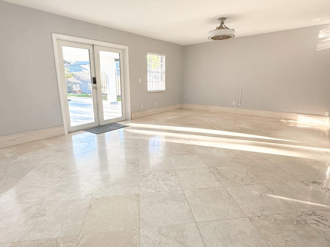Edgewater Manor 2 50-10 B - Residential