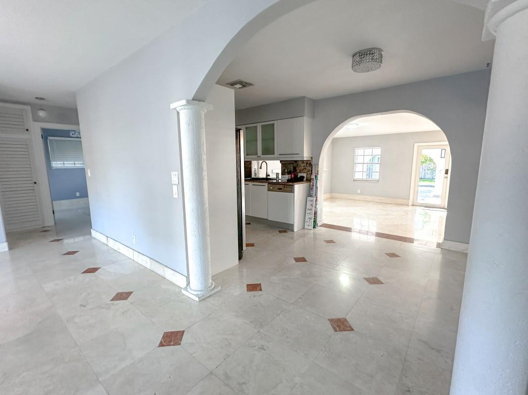 Edgewater Manor 2 50-10 B - Residential