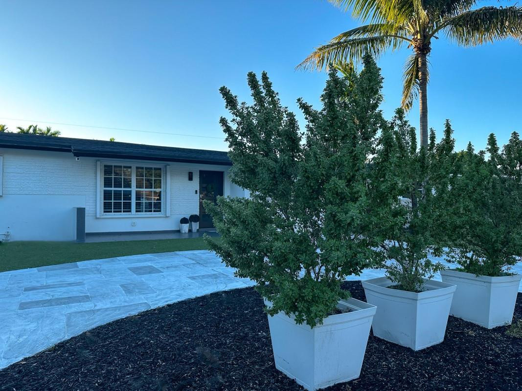 Edgewater Manor 2 50-10 B - Residential