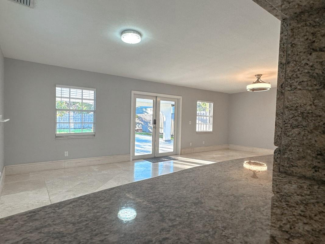 Edgewater Manor 2 50-10 B - Residential
