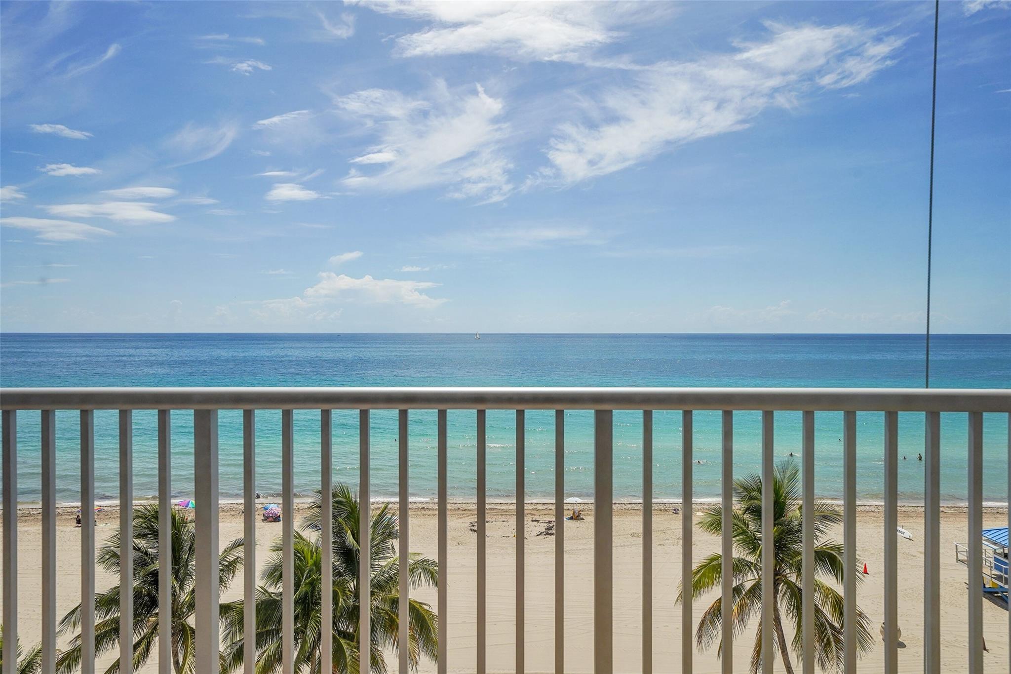 EDGEWATER - Residential Lease