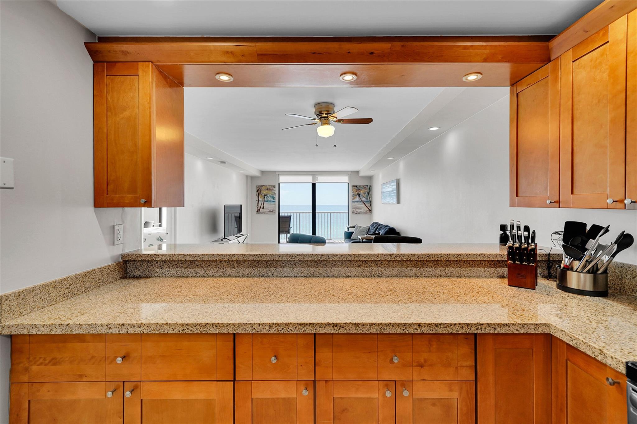 EDGEWATER - Residential Lease