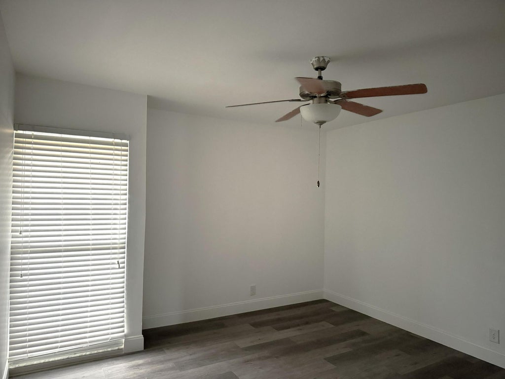 Photo of 855 NW 80th Way #6, Plantation, FL 33324 (MLS # B26051535)