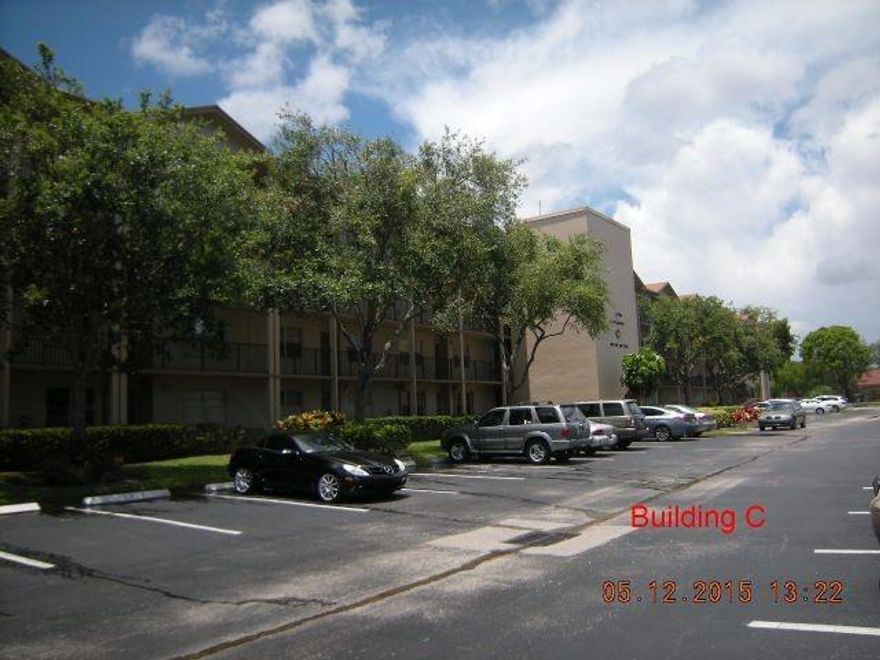 1 bedroom 1 bath in Century Village in the Lancaster Section,  view of golf course and lake, near the fire station, pool being redone, building just painted, carpet year old, stove year old, washer and dryer in unit, pantry in kitchen,ceiling fans, extra storage pantry on porch.  Community is near shopping, hospital and entertainment, with easy access to all major highways.  Great opportunity to live in community with recreation and activities, and golf.