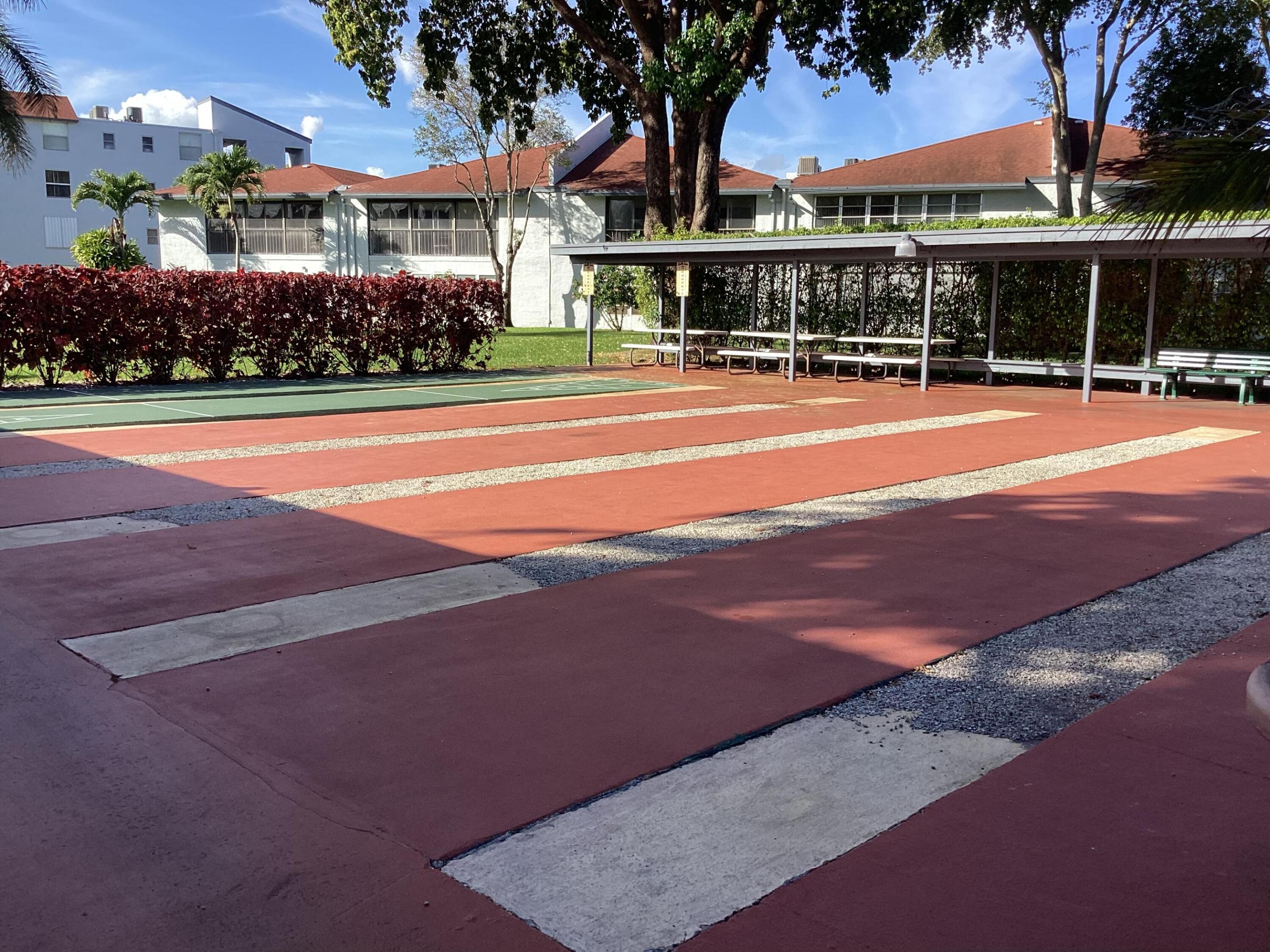 VILLAGES OF ORIOLE DEAUVILLE CONDO - Residential