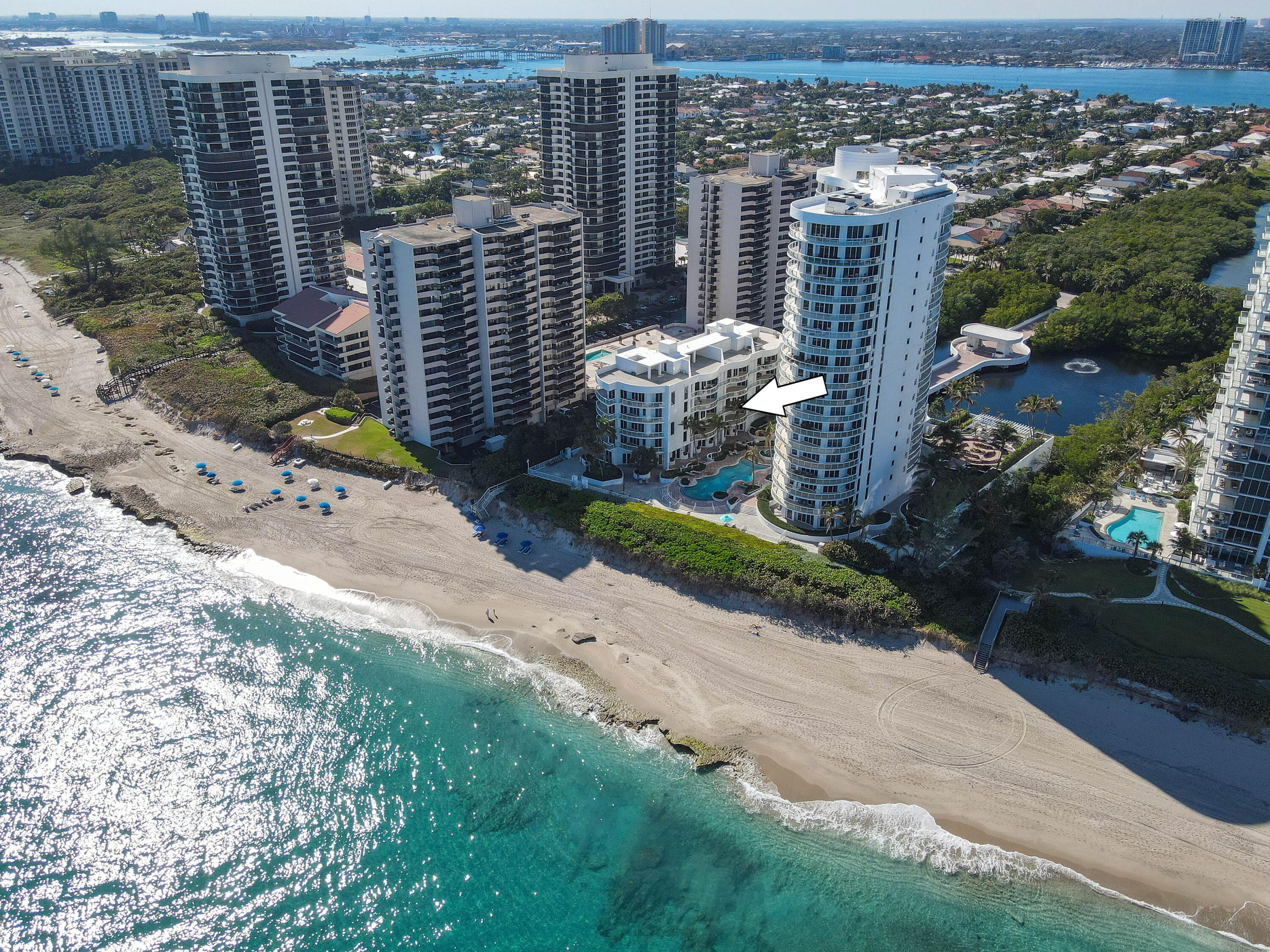 BEACH FRONT AT SINGER ISL - Residential