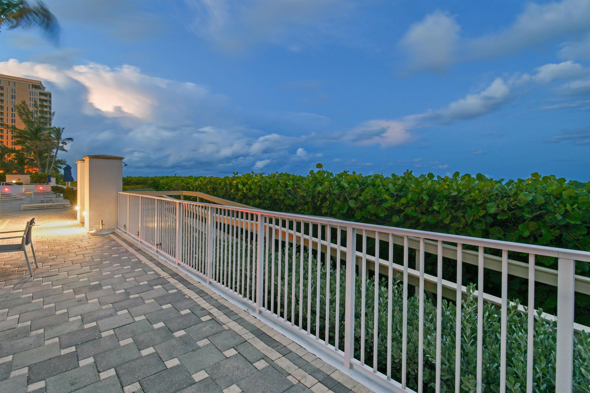 BEACH FRONT AT SINGER ISL - Residential