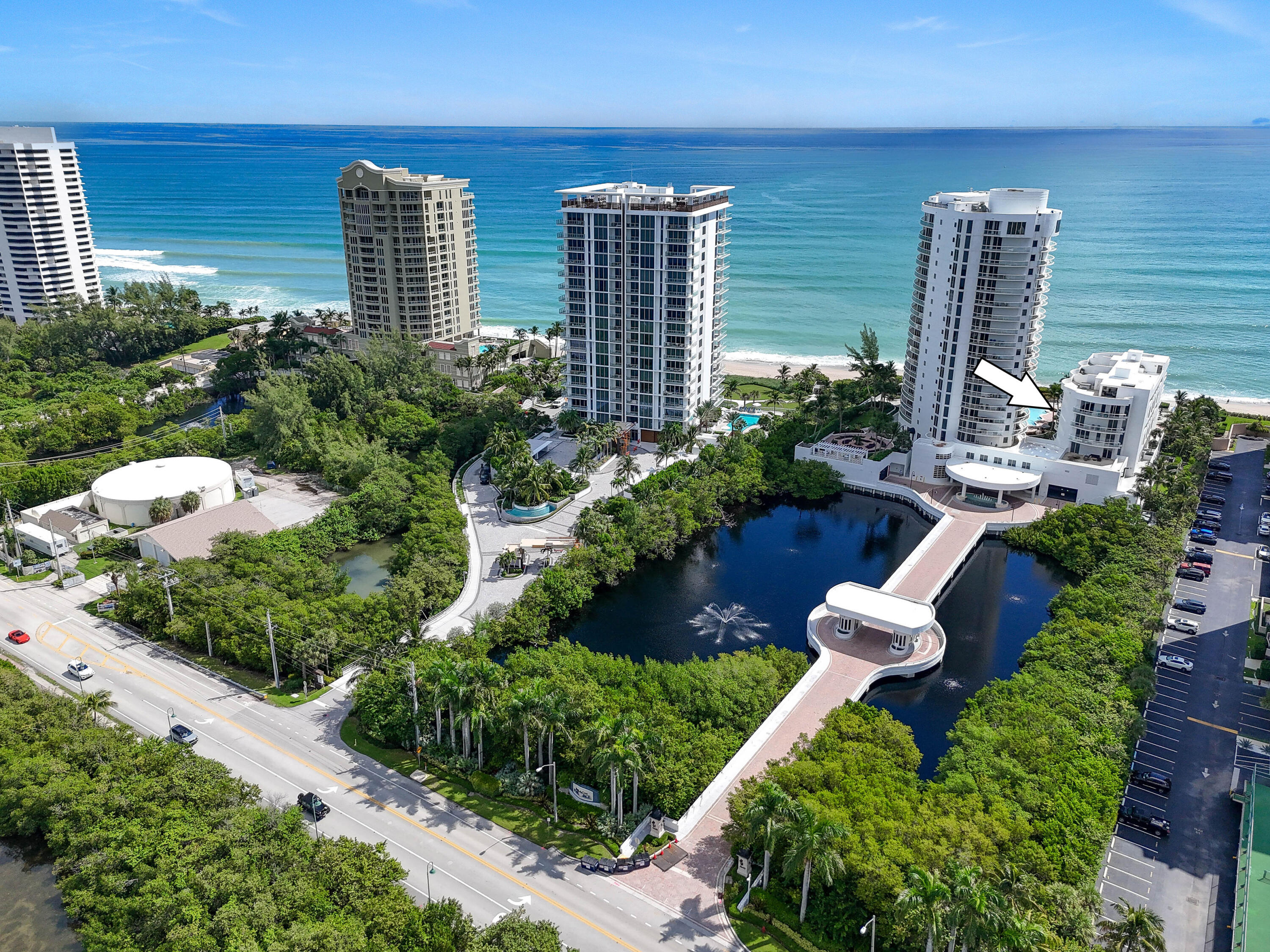 BEACH FRONT AT SINGER ISL - Residential