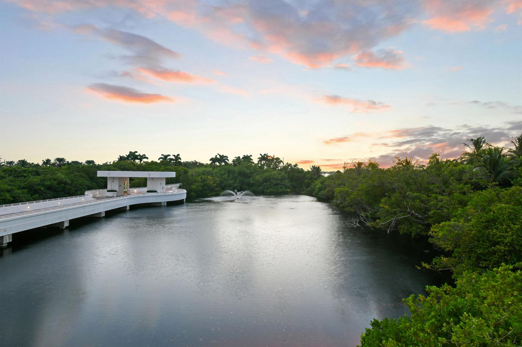 BEACH FRONT AT SINGER ISL - Residential