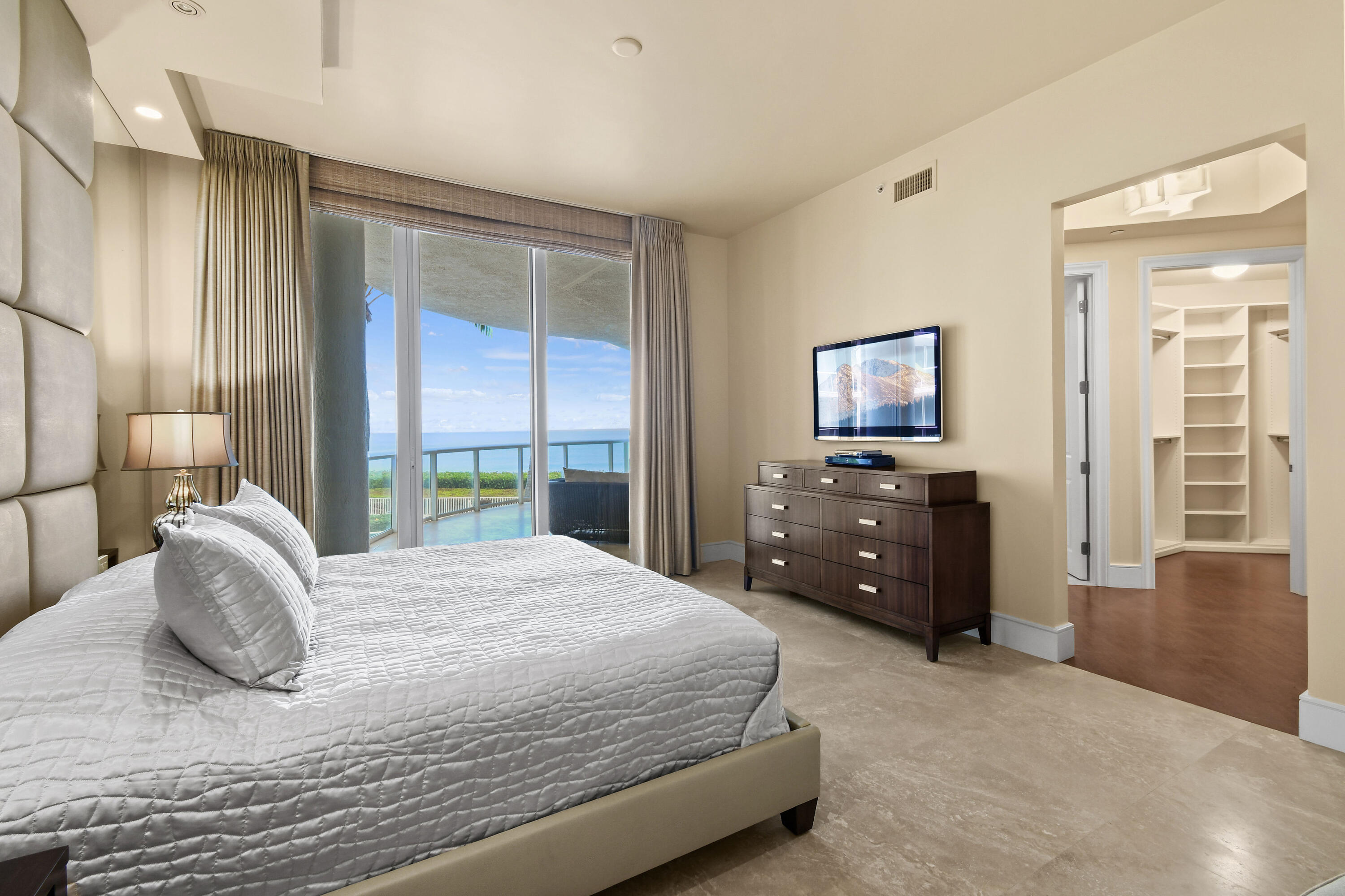 BEACH FRONT AT SINGER ISL - Residential