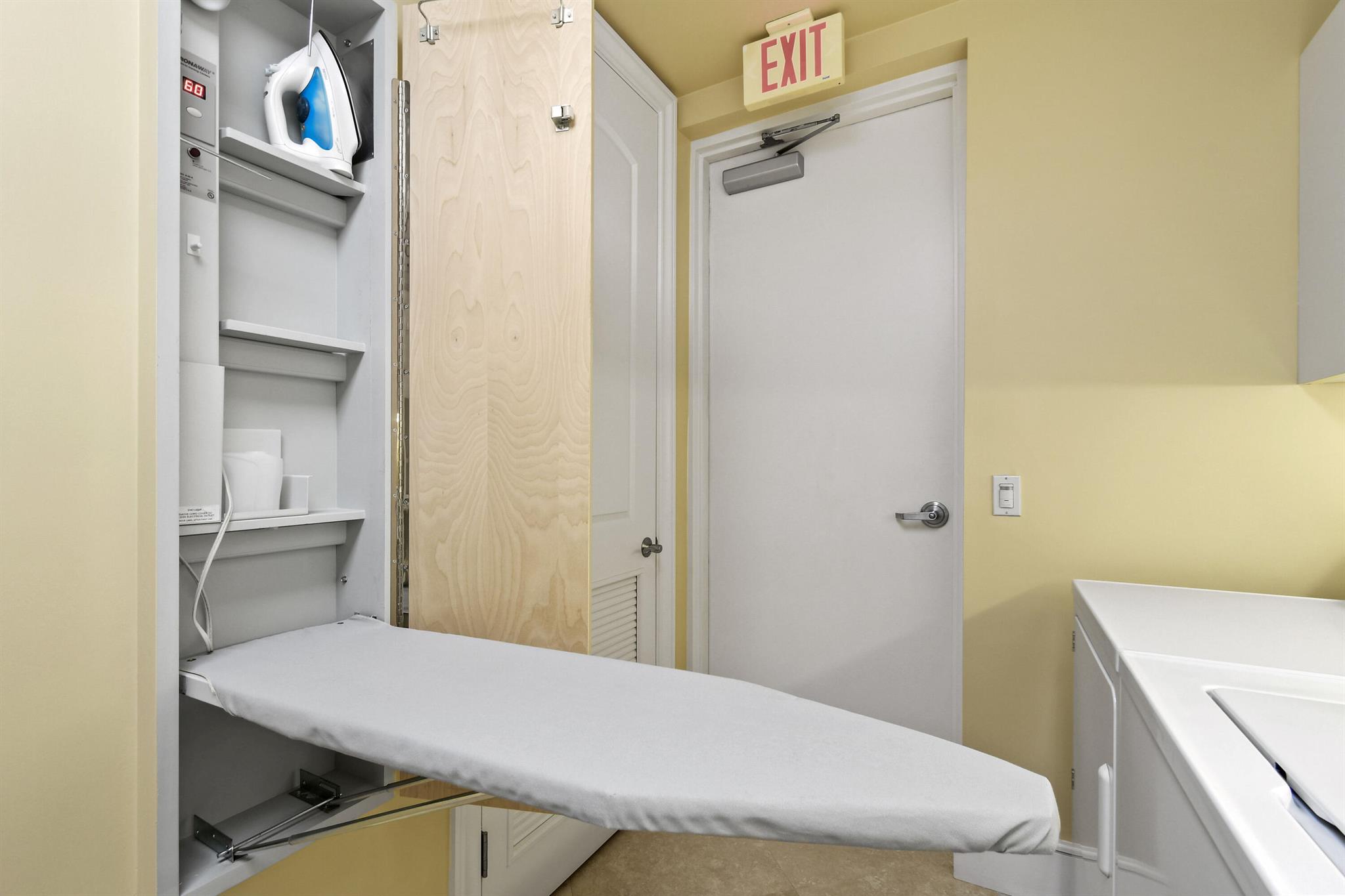 BEACH FRONT AT SINGER ISL - Residential