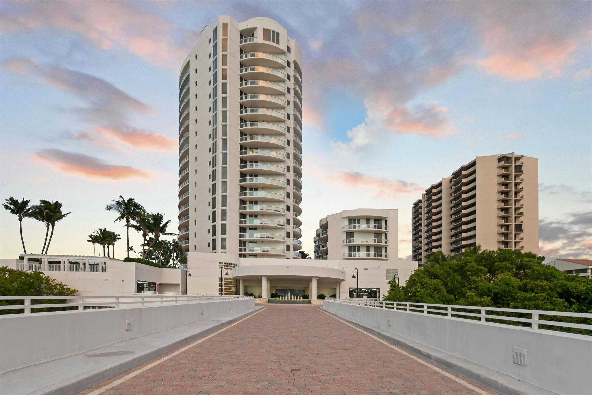 BEACH FRONT AT SINGER ISL - Residential