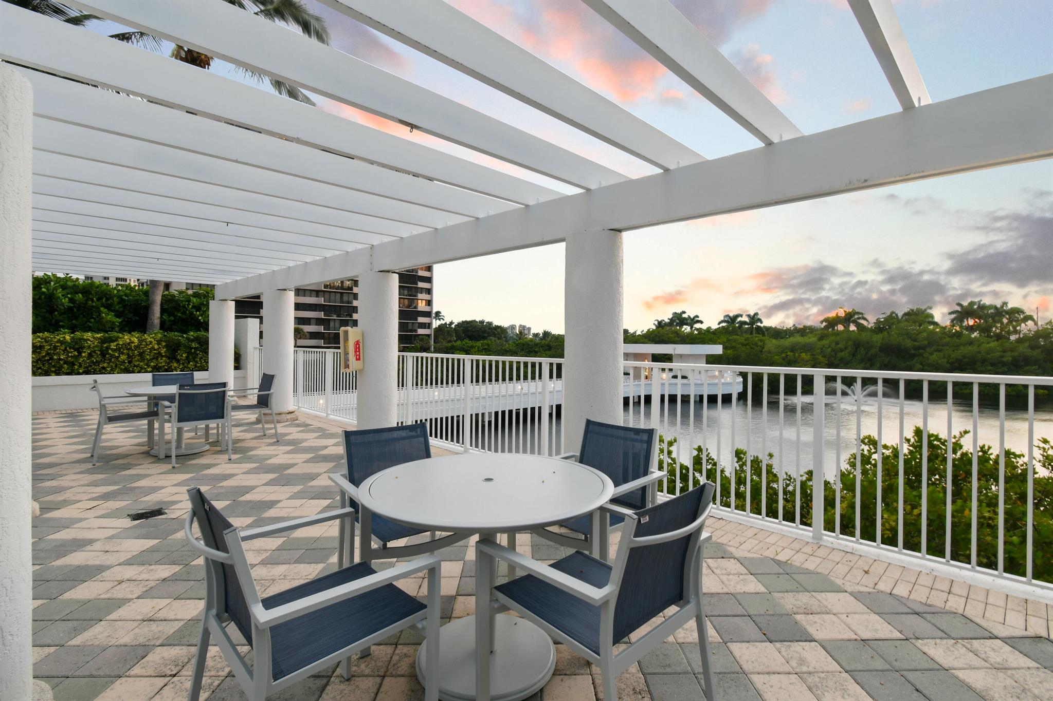 BEACH FRONT AT SINGER ISL - Residential