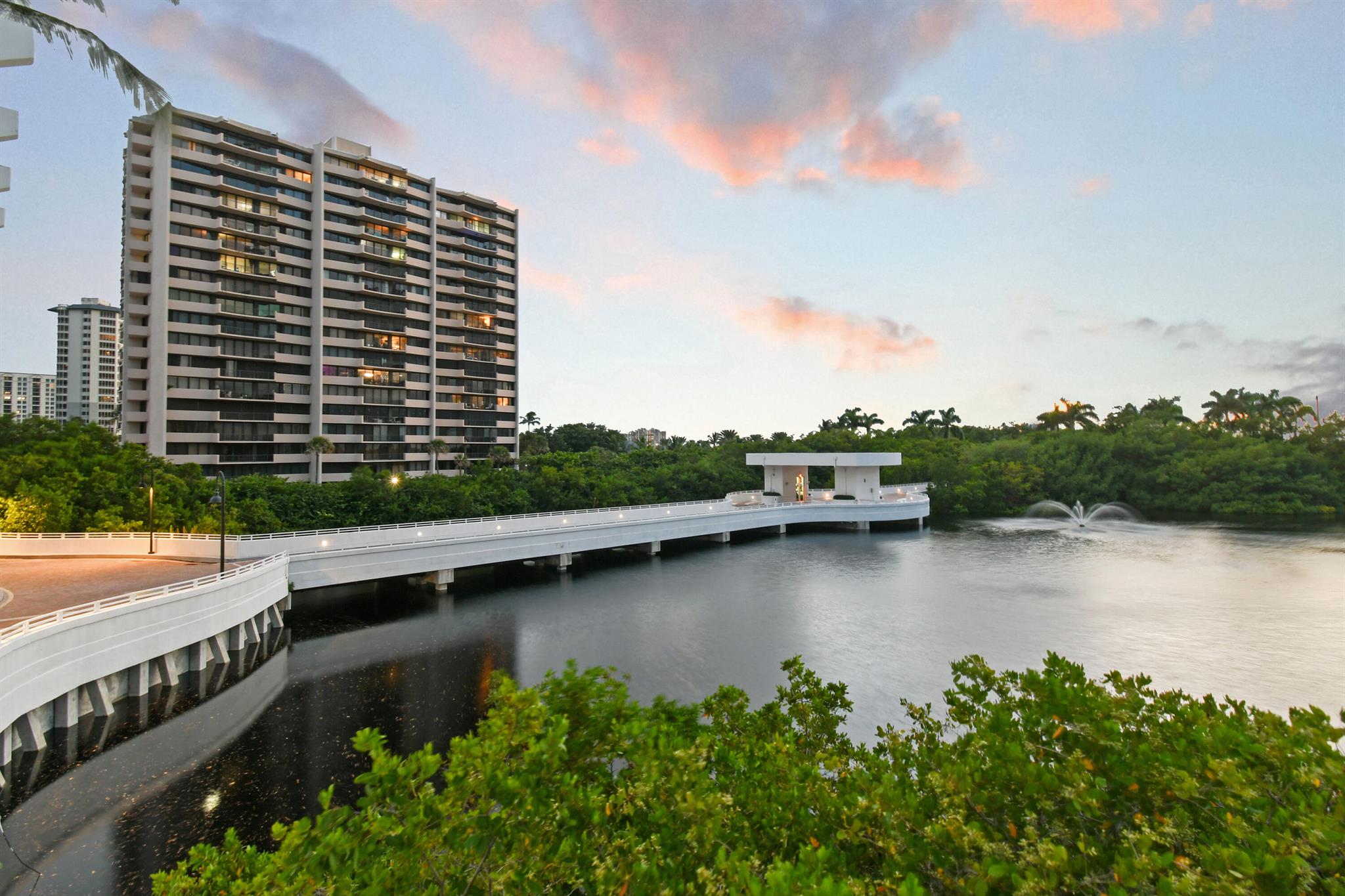 BEACH FRONT AT SINGER ISL - Residential
