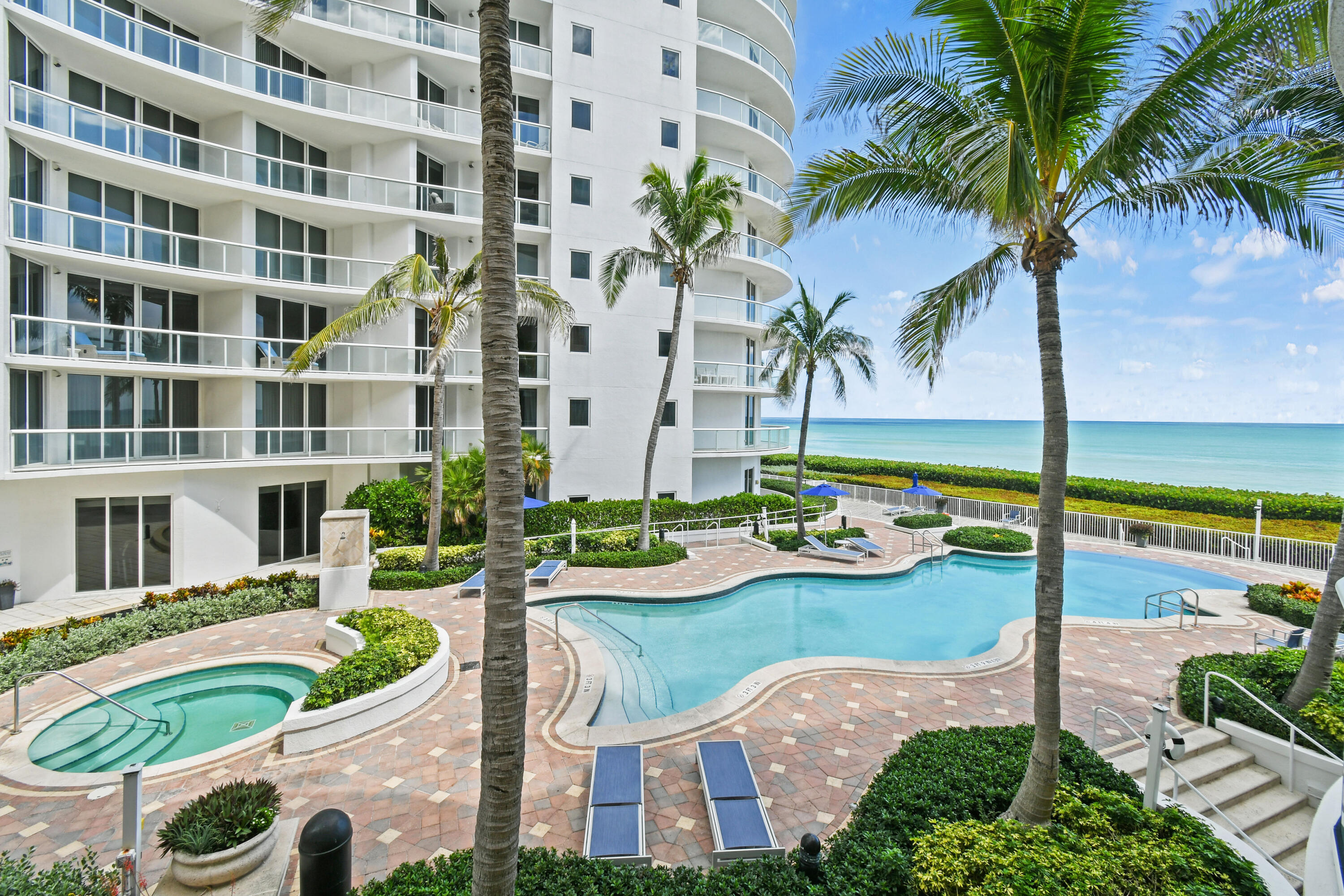 BEACH FRONT AT SINGER ISL - Residential