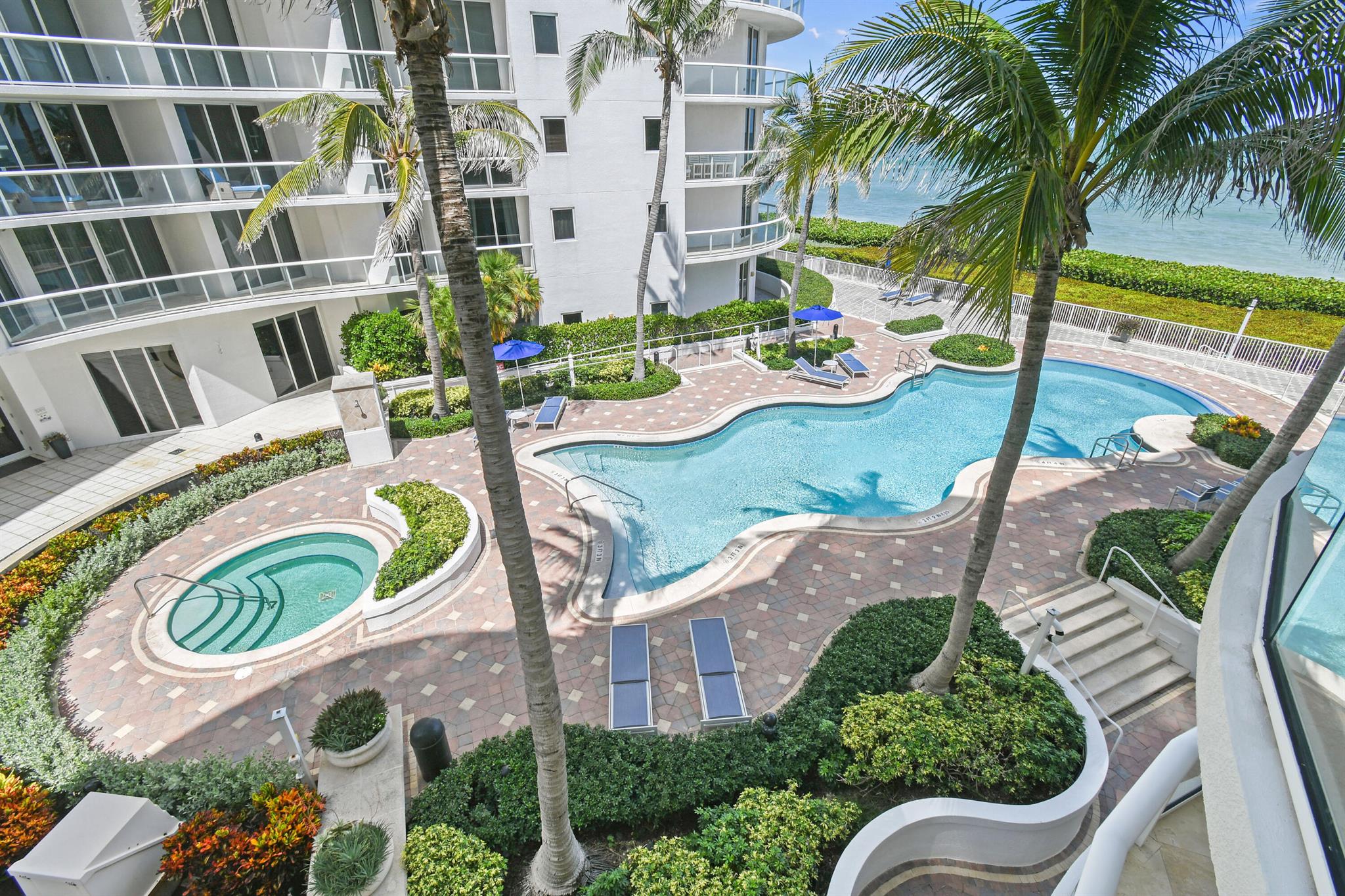 BEACH FRONT AT SINGER ISL - Residential