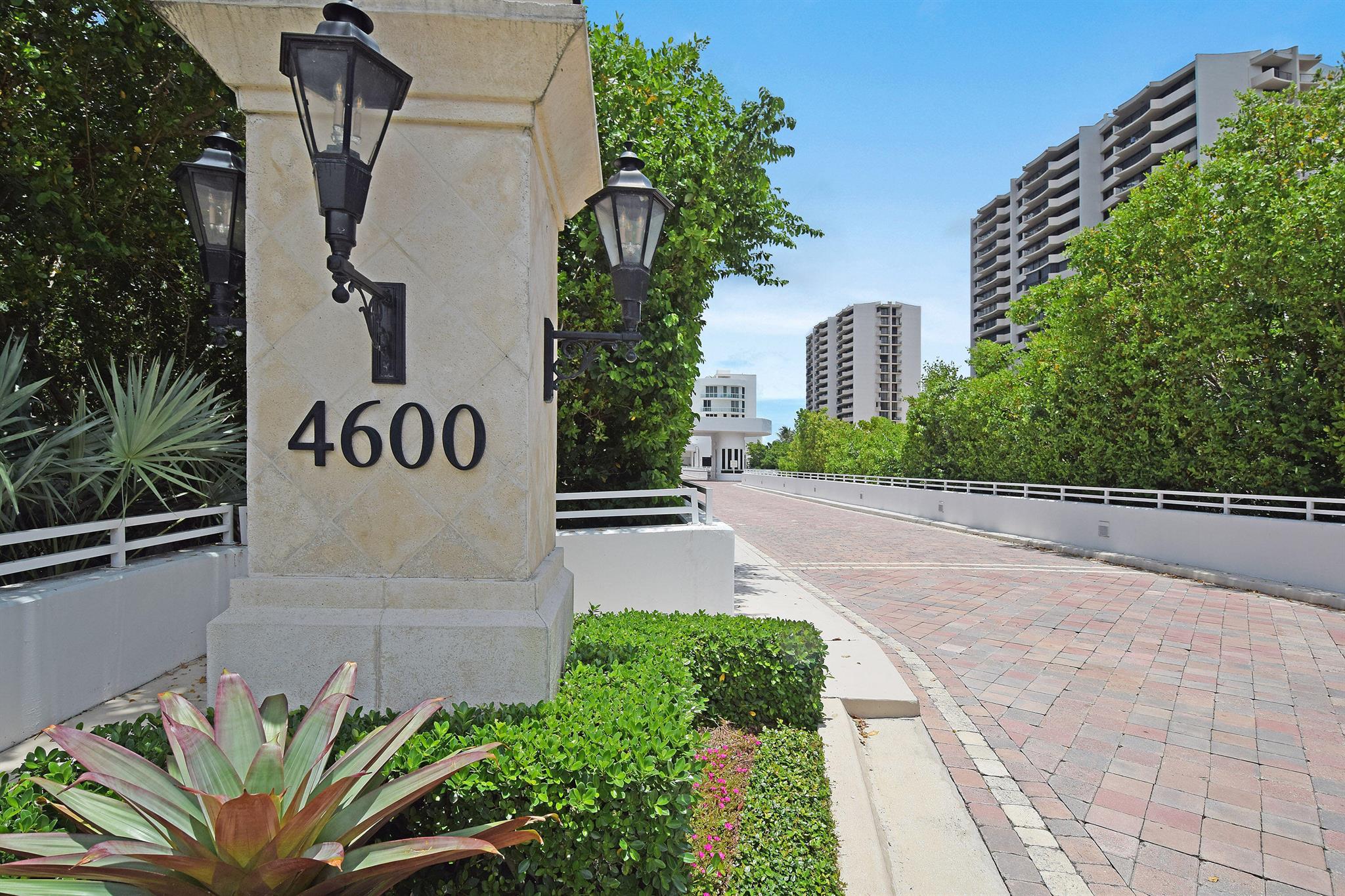 BEACH FRONT AT SINGER ISL - Residential