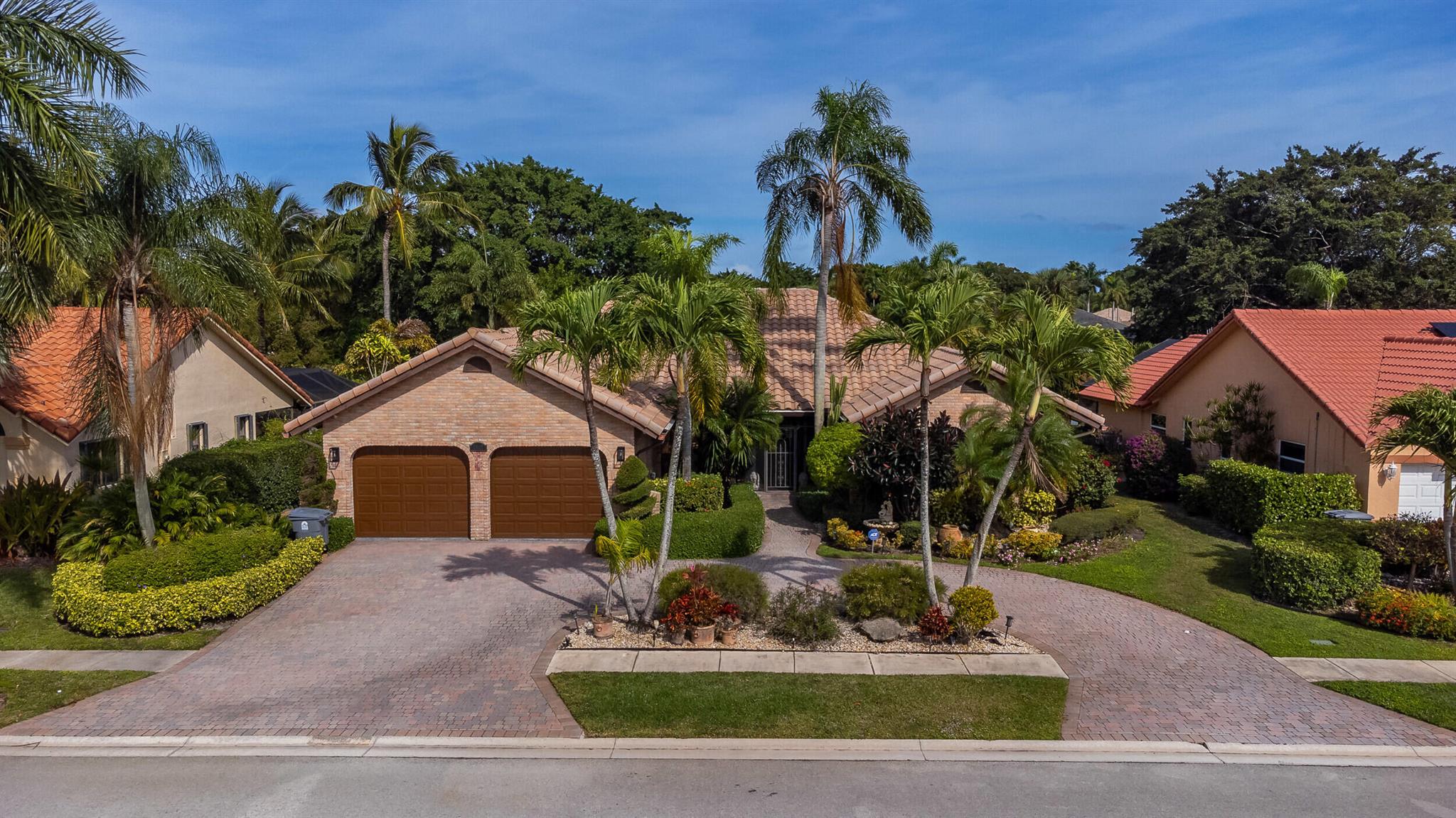10117 Canoe Brook Circle