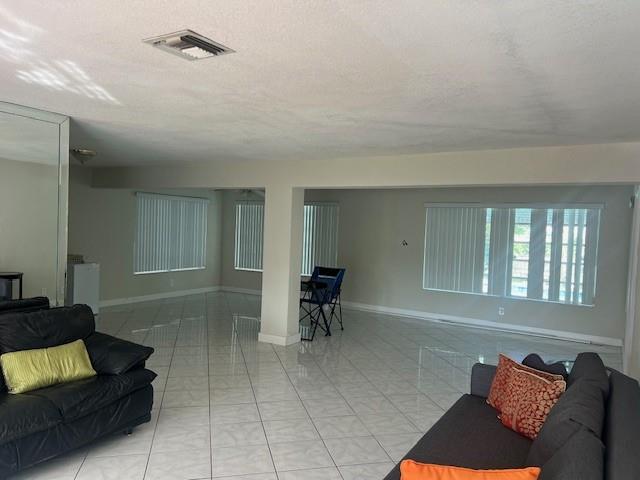 1500 W River Dr