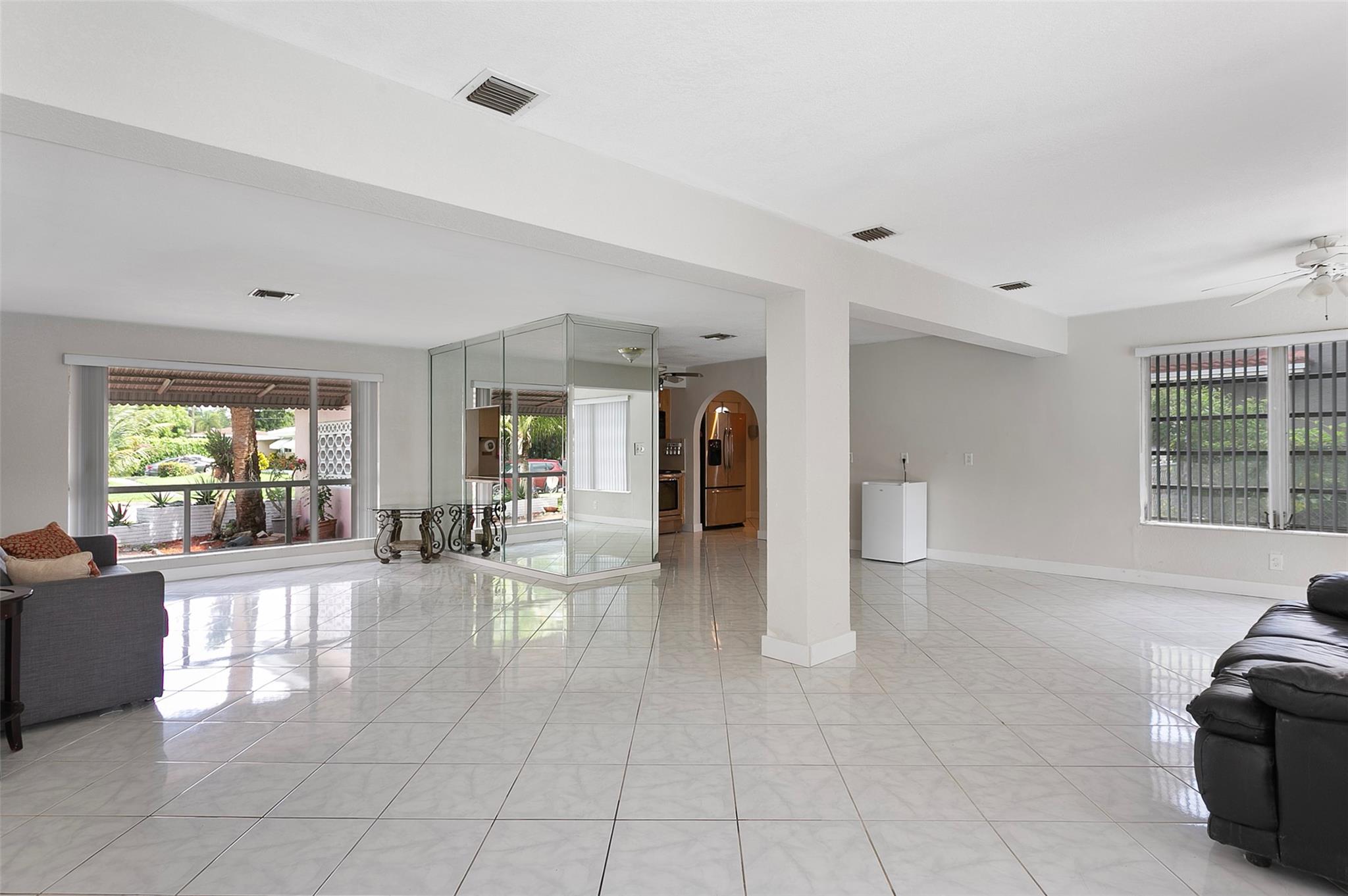 1500 W River Dr