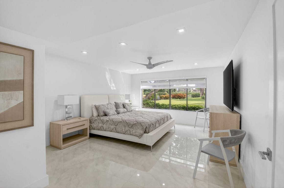 GLENEAGLES CONDO V - Residential Lease