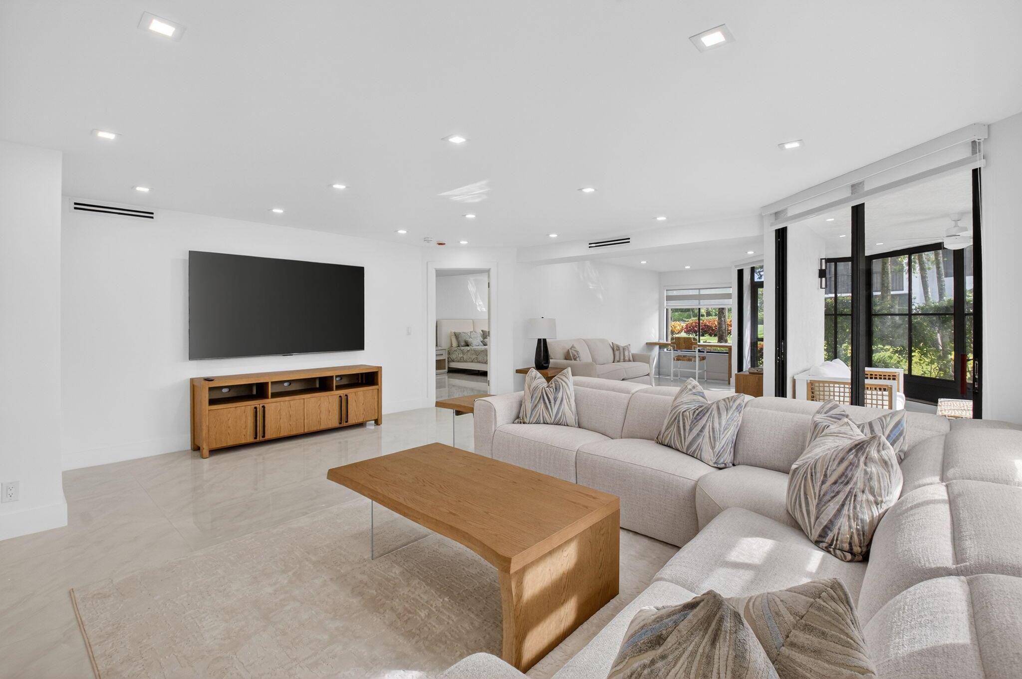 GLENEAGLES CONDO V - Residential Lease