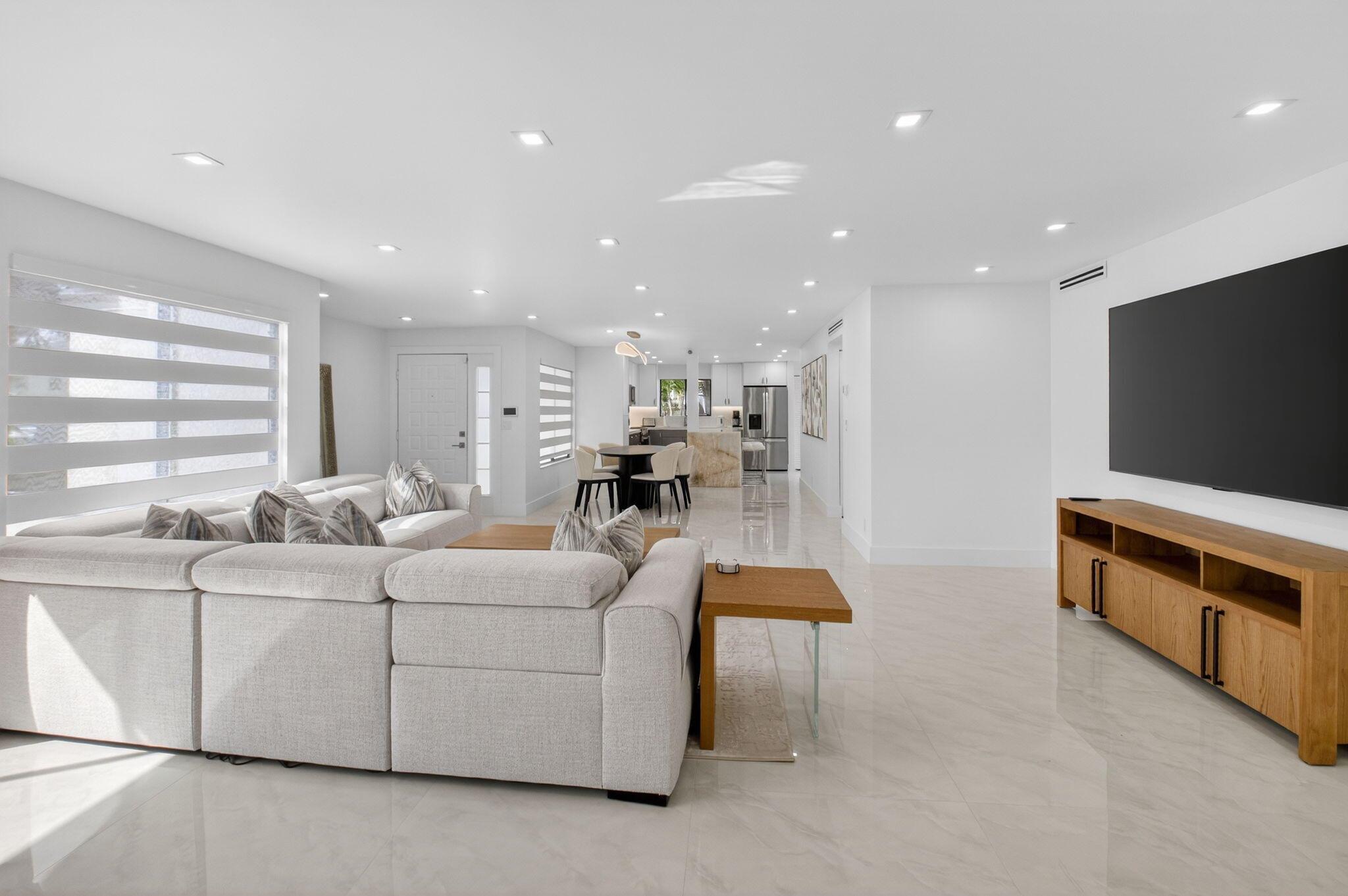 GLENEAGLES CONDO V - Residential Lease