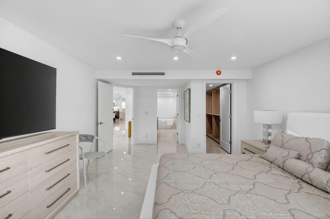 GLENEAGLES CONDO V - Residential Lease