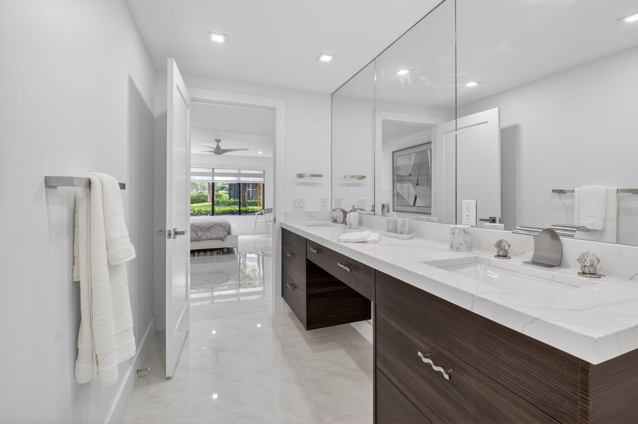 GLENEAGLES CONDO V - Residential Lease