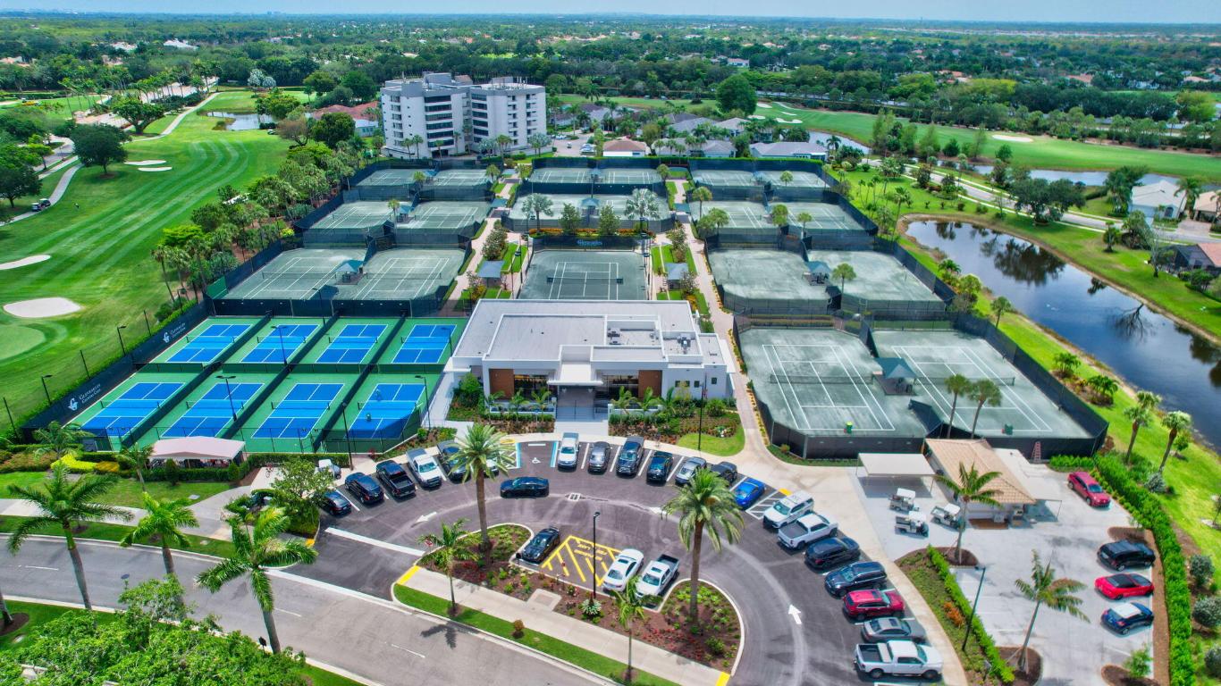 GLENEAGLES CONDO V - Residential Lease