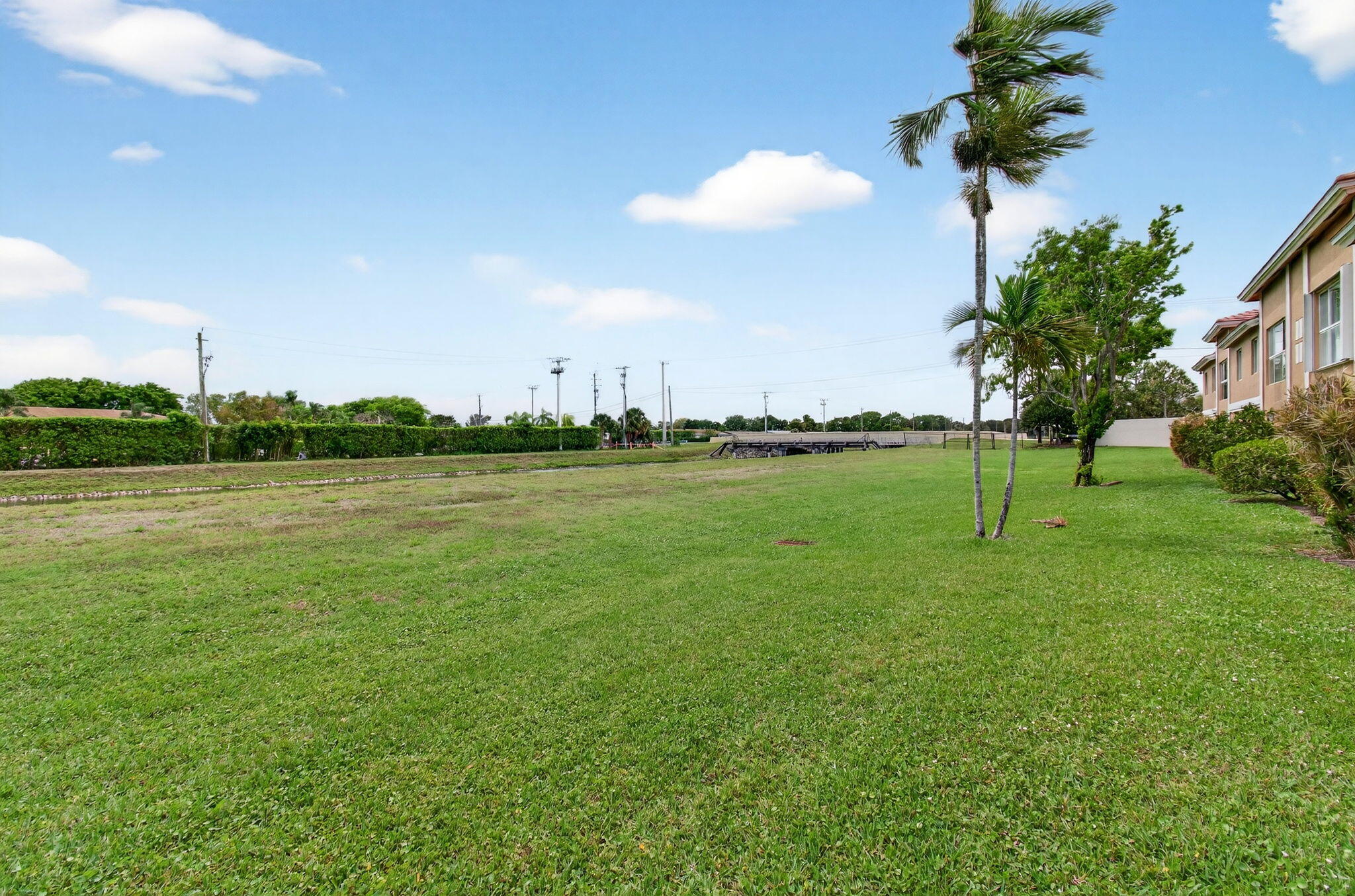 Coral Lakes - Residential