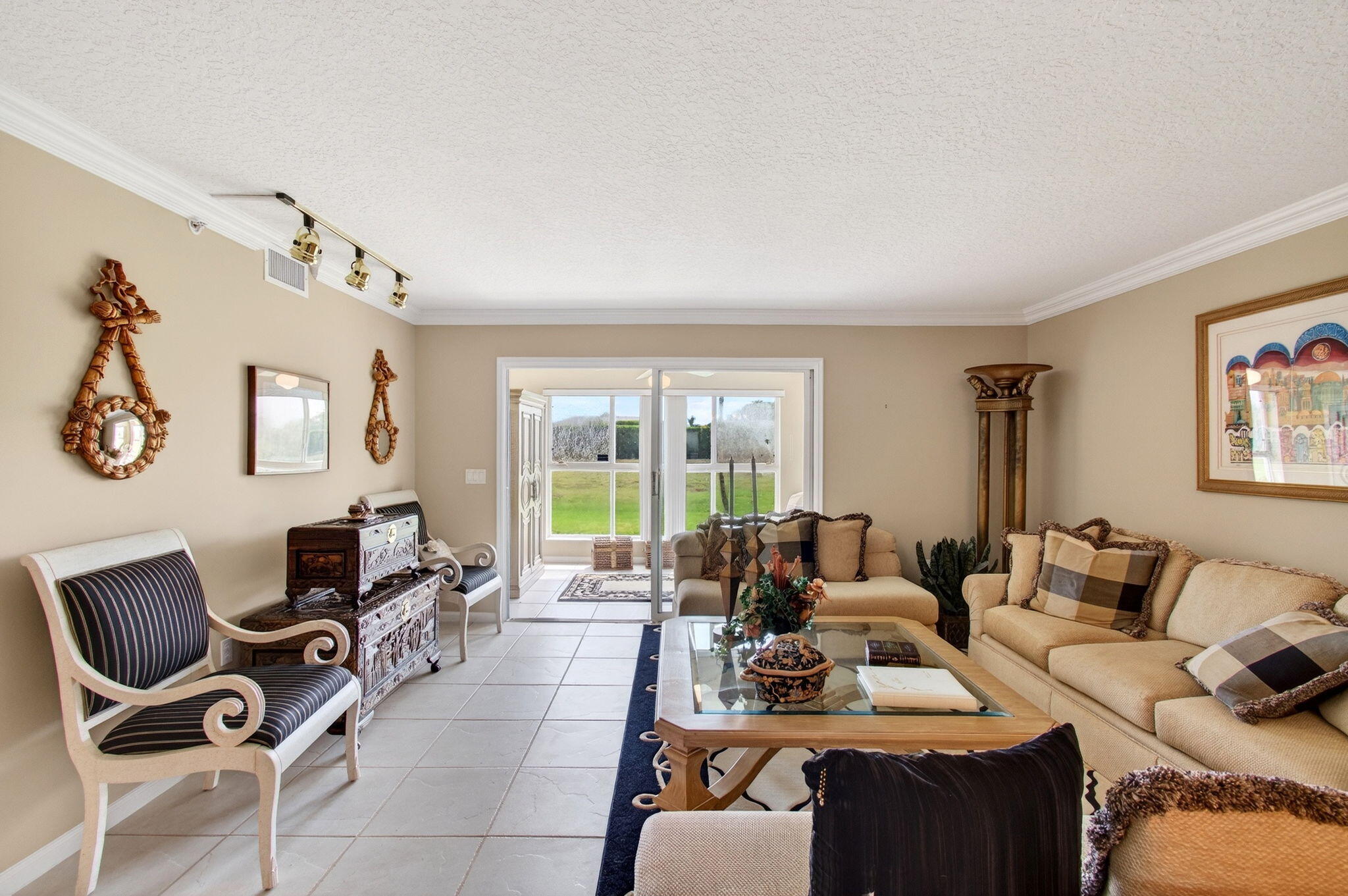 Coral Lakes - Residential