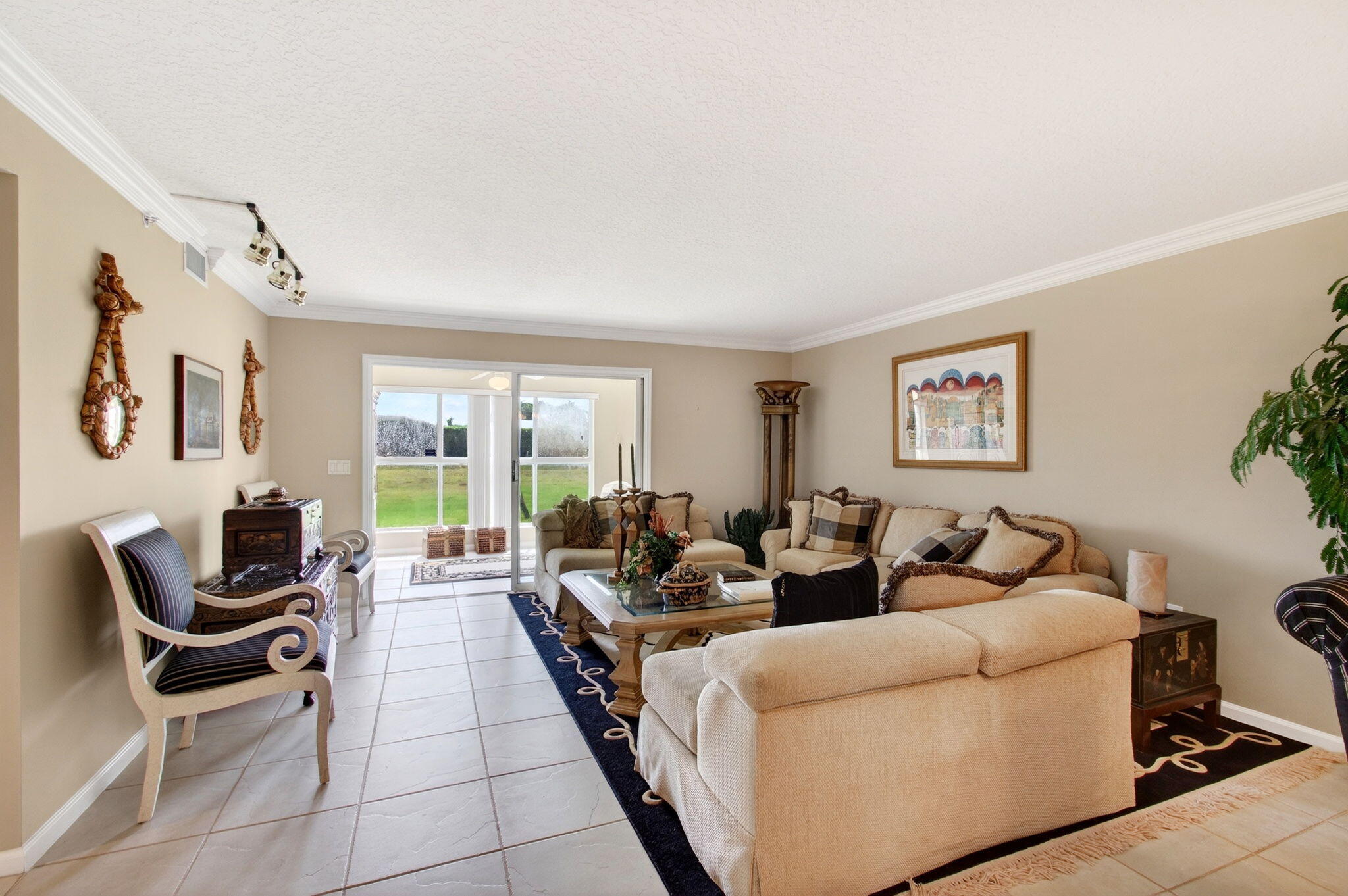 Coral Lakes - Residential