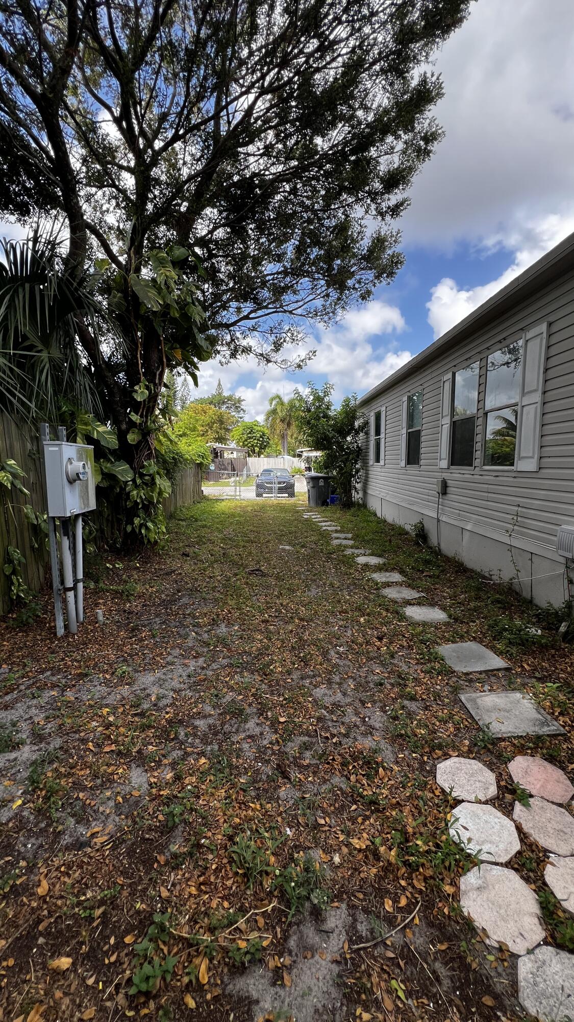 WATERGATE MOBILE HOME - Residential Lease