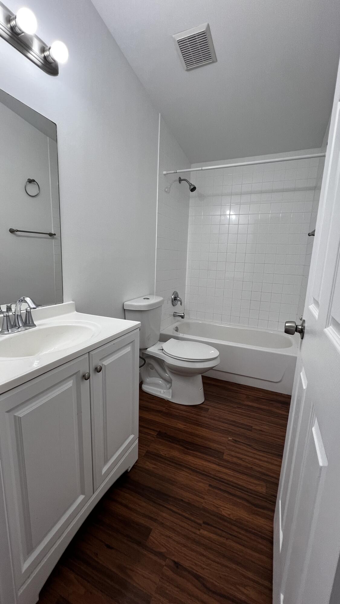 WATERGATE MOBILE HOME - Residential Lease