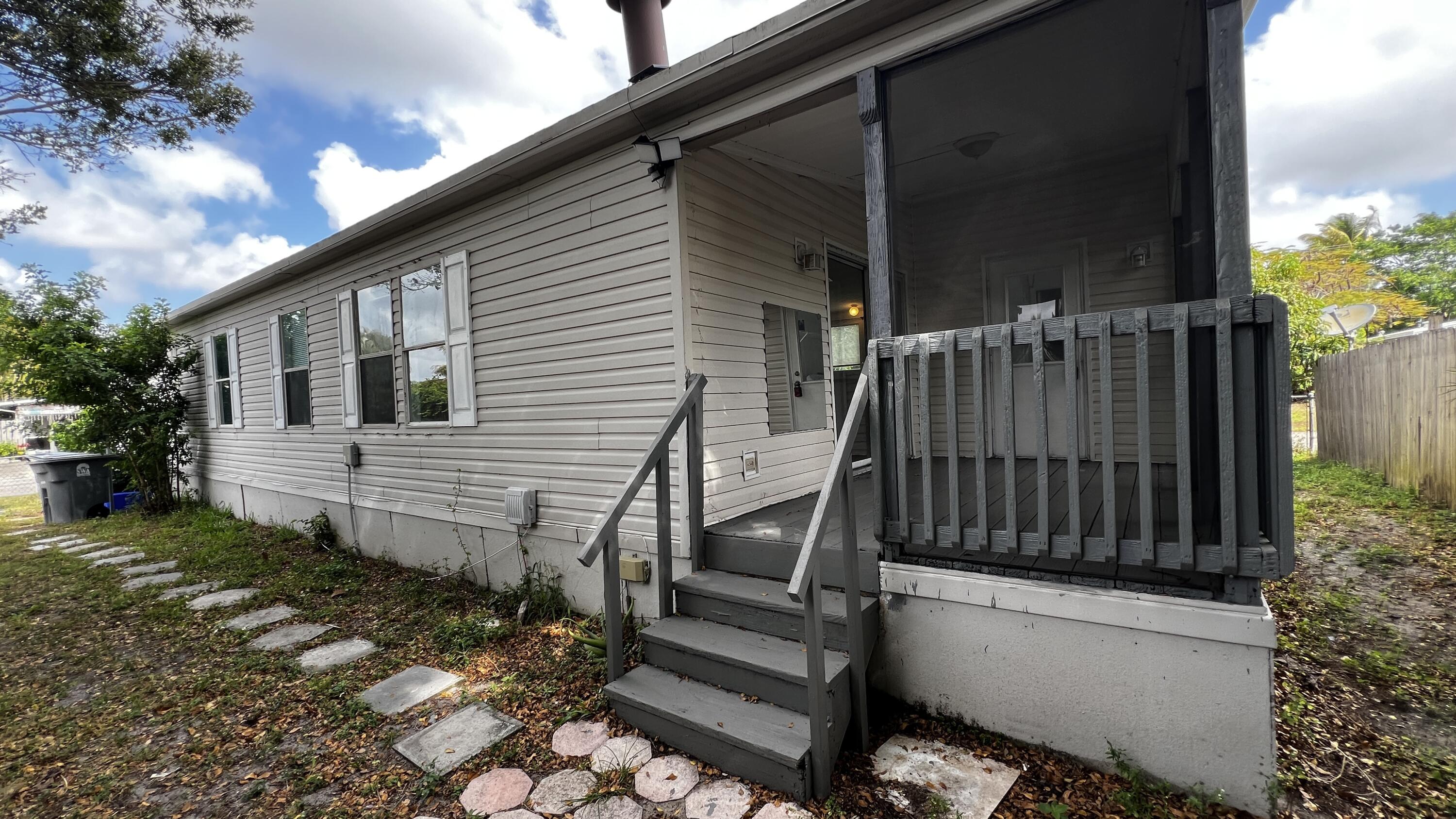 WATERGATE MOBILE HOME - Residential Lease