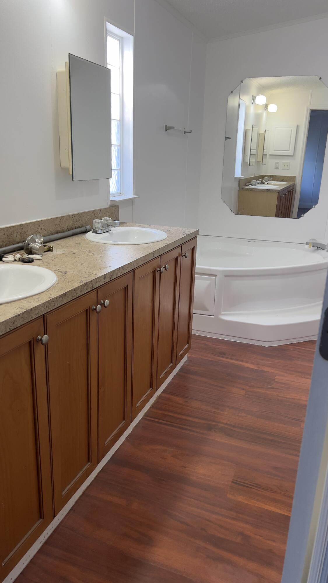 WATERGATE MOBILE HOME - Residential Lease