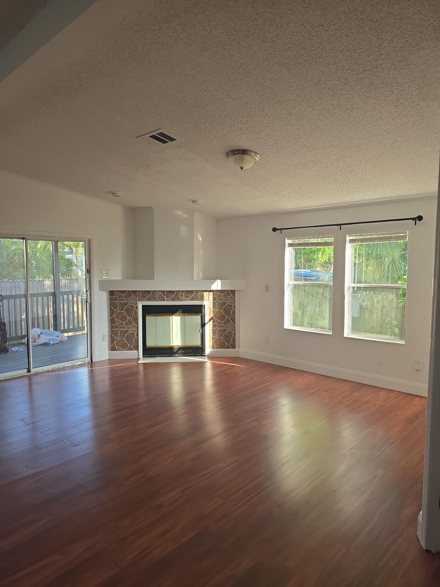 WATERGATE MOBILE HOME - Residential Lease