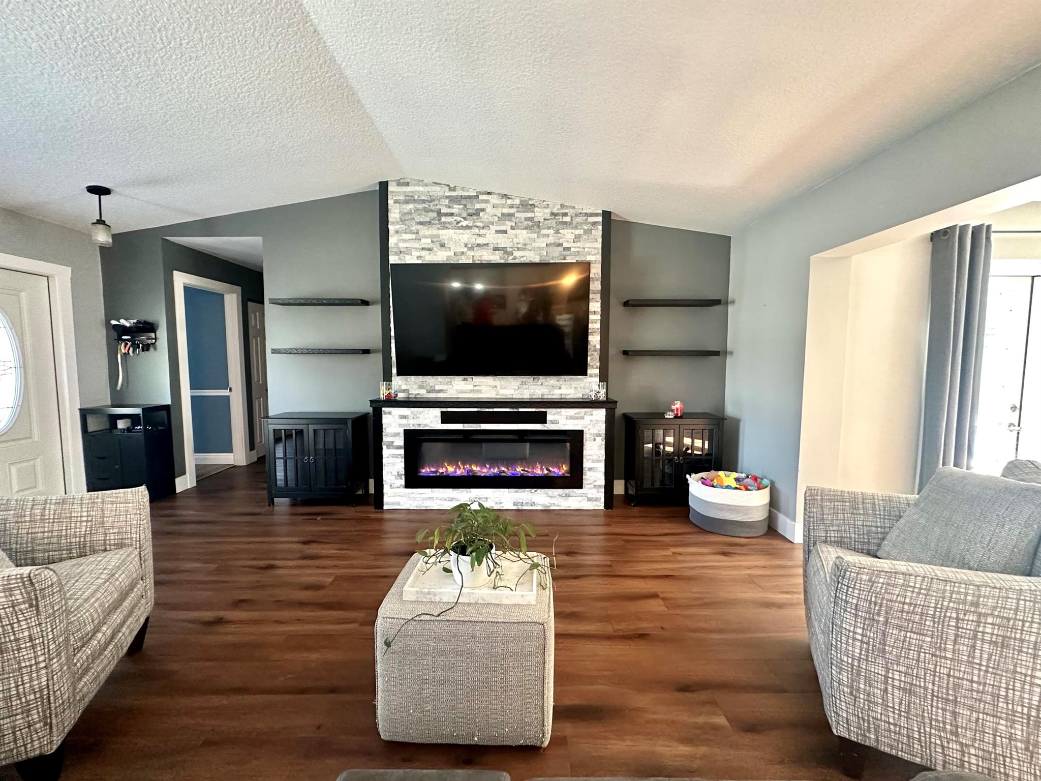 BOCA TRAILS - Residential