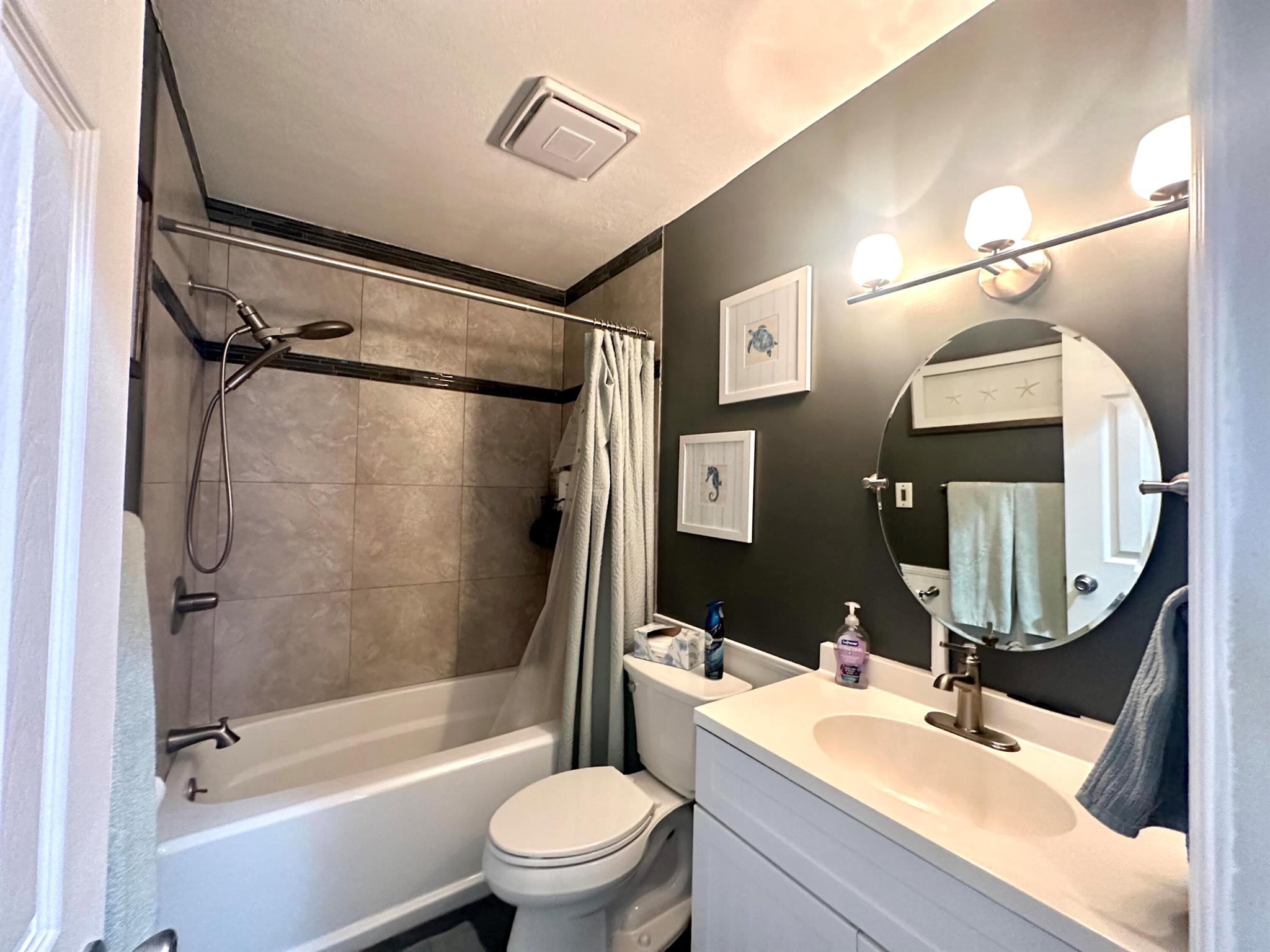 BOCA TRAILS - Residential