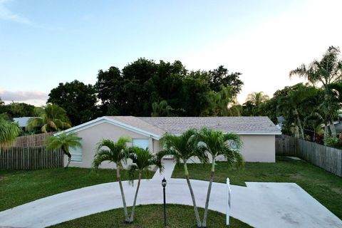 10390 Sleepy Brook Way Boca Raton FL 33428